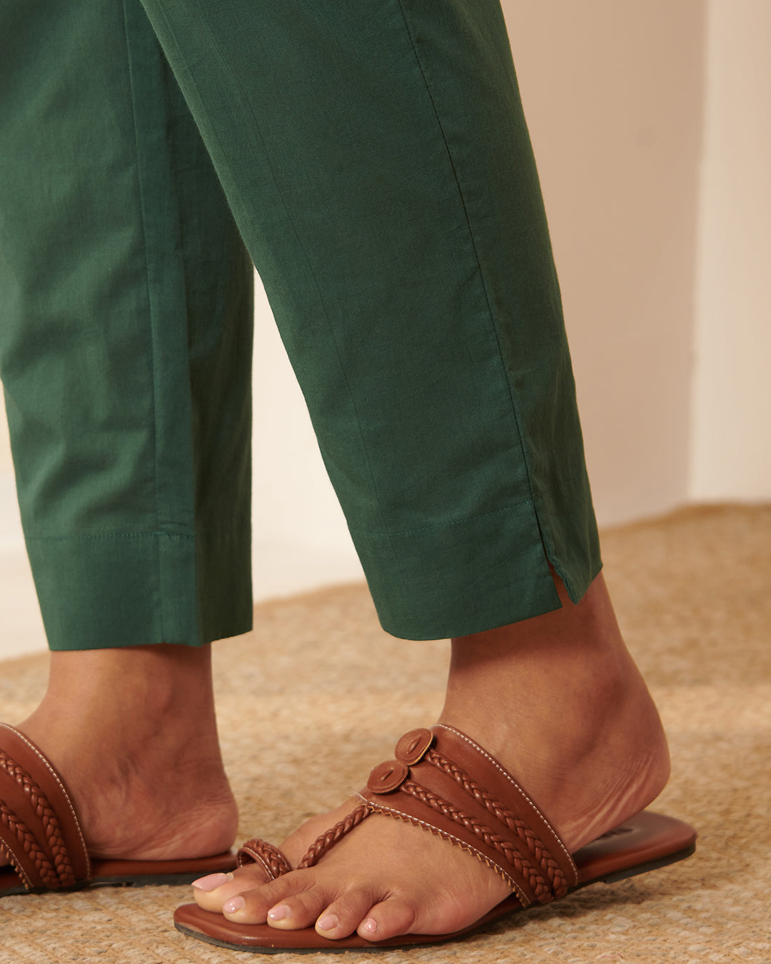Gauhar Seerat Narrow Pants