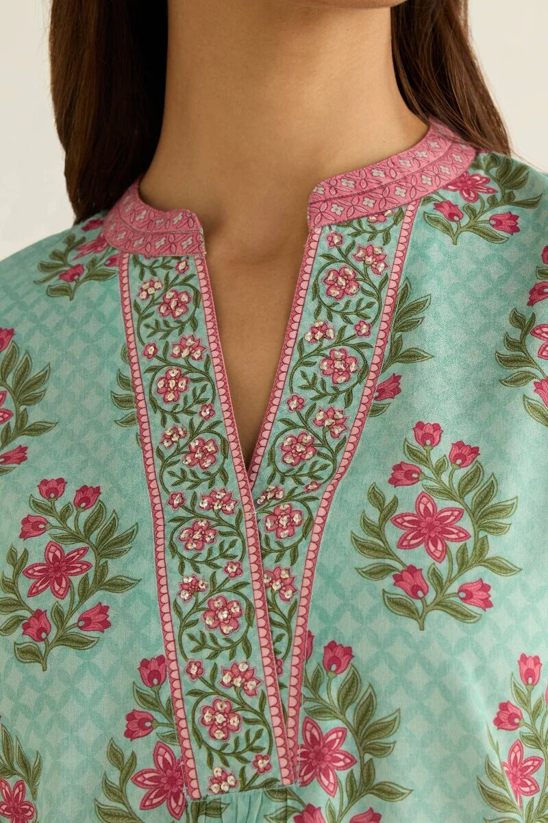Surplus: Gulraiz Ruhi Top