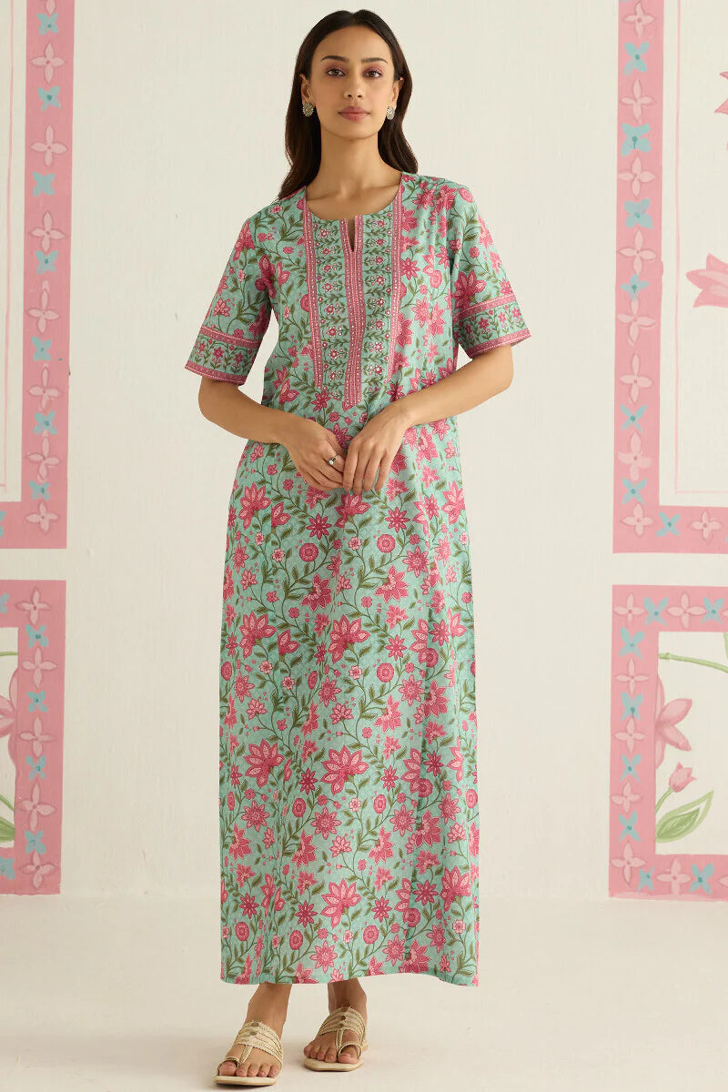 Surplus: Gulraiz Tahira Kaftan