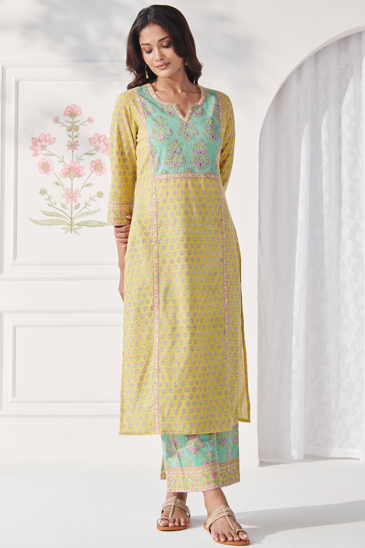 Surplus: Rosheen Fizah Sanganeri Kurta