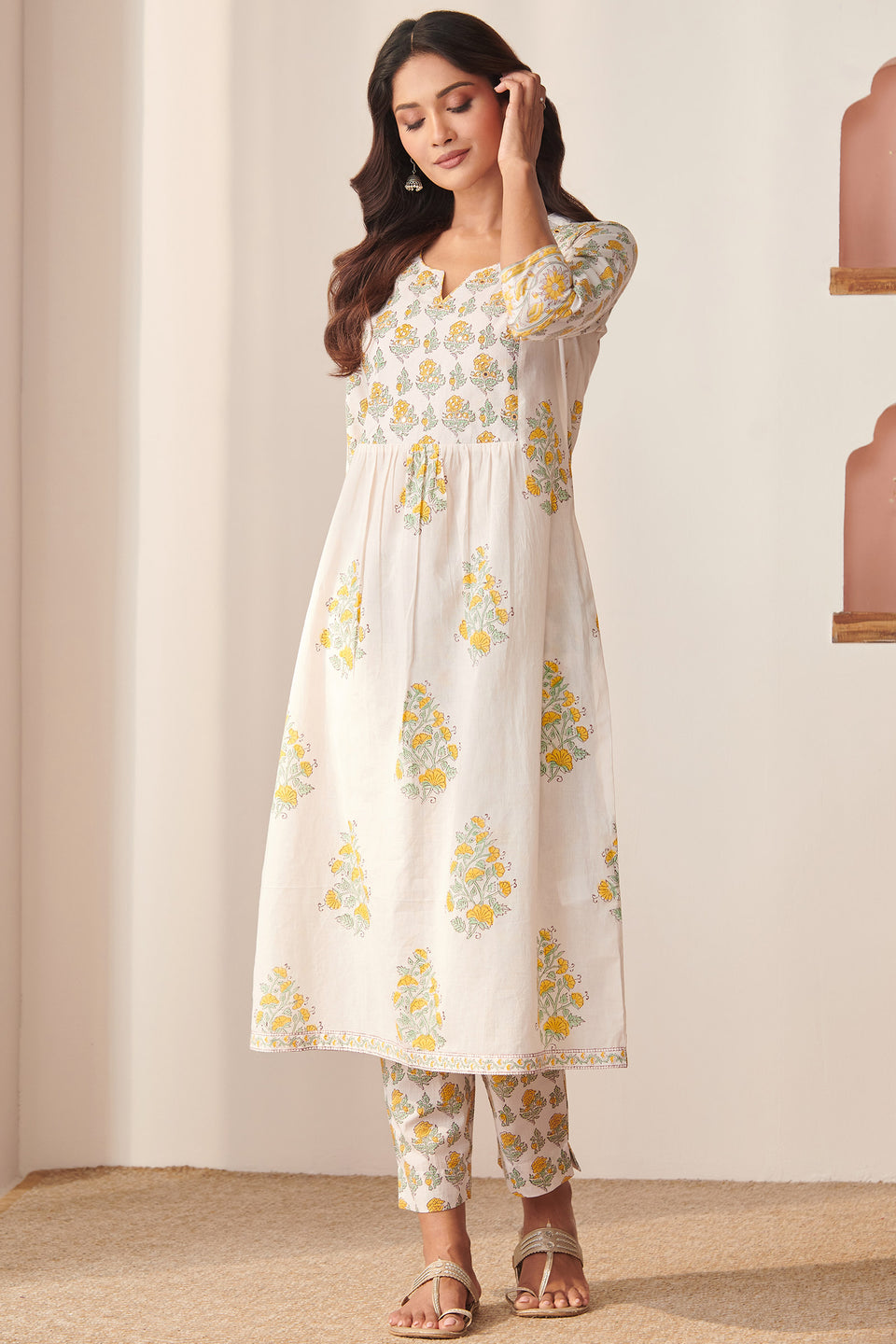 Roz Meher Omaira Sanganeri Kurta