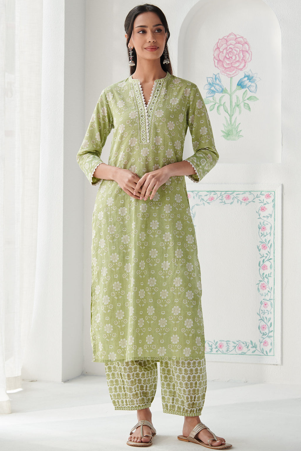 Surplus: Gulbahar Mehreen Sanganeri Kurta