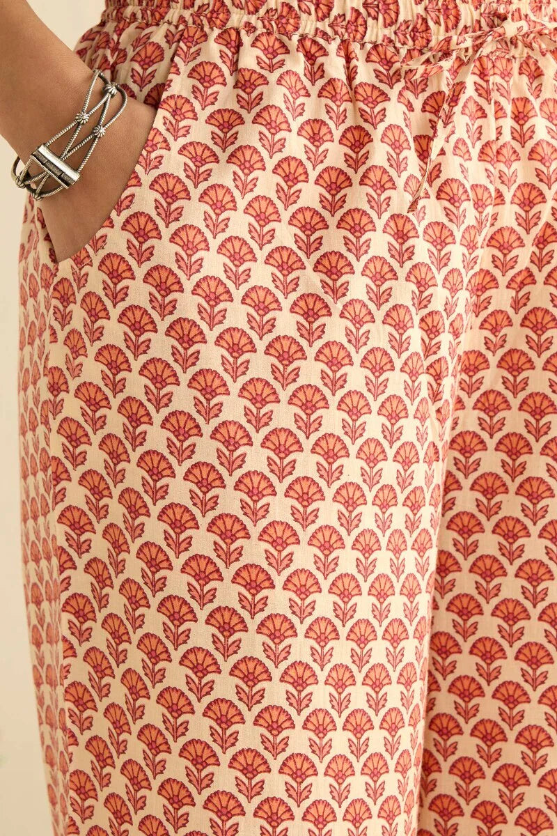 Surplus: Gulraiz Sahiba Sanganeri Farsi