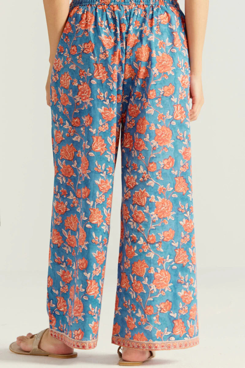 Surplus: Rosheen Safina Sanganeri Farsi