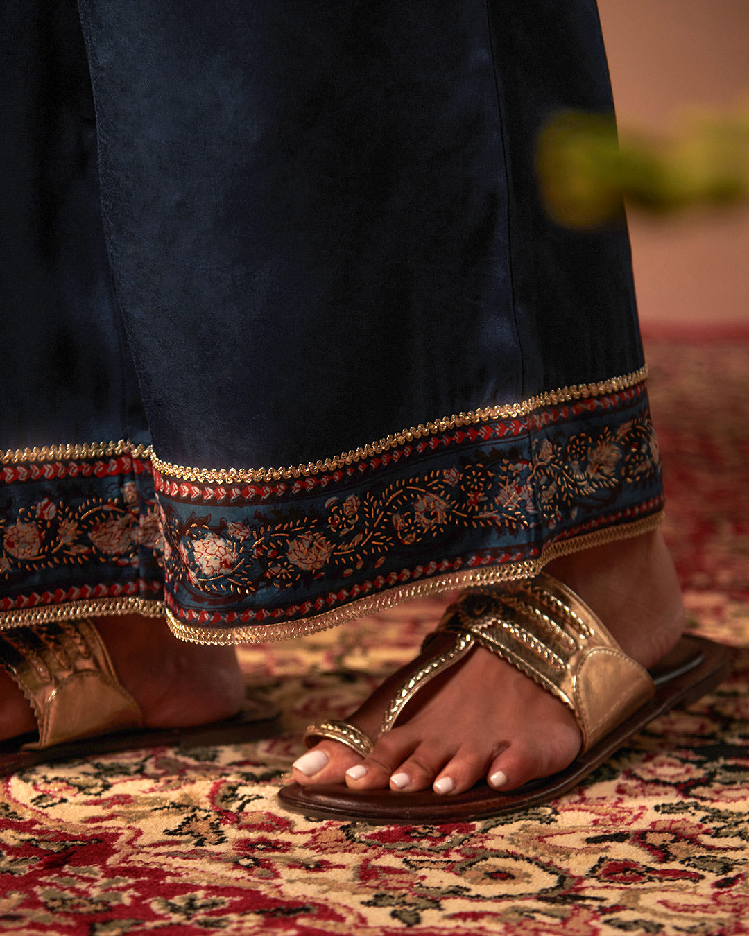 Roshanara Fareena Bagru Dabu Farsi