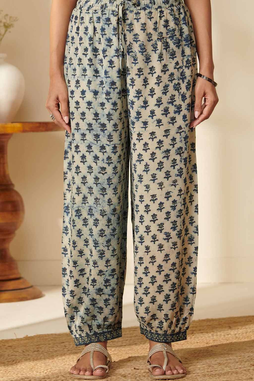Sehra Saira Akola Izhaar Pants