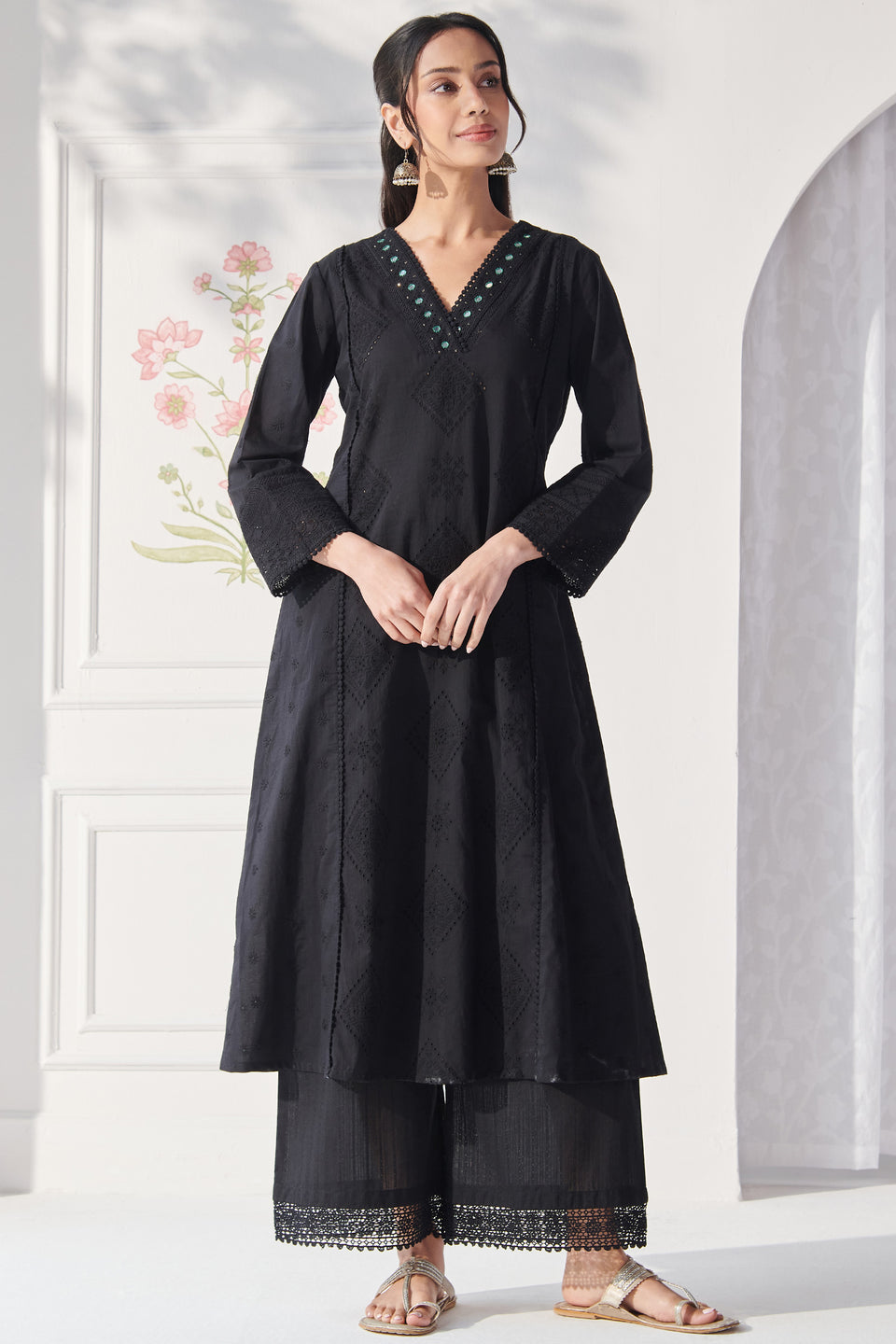Mumtaz Gulbano Black Kurta
