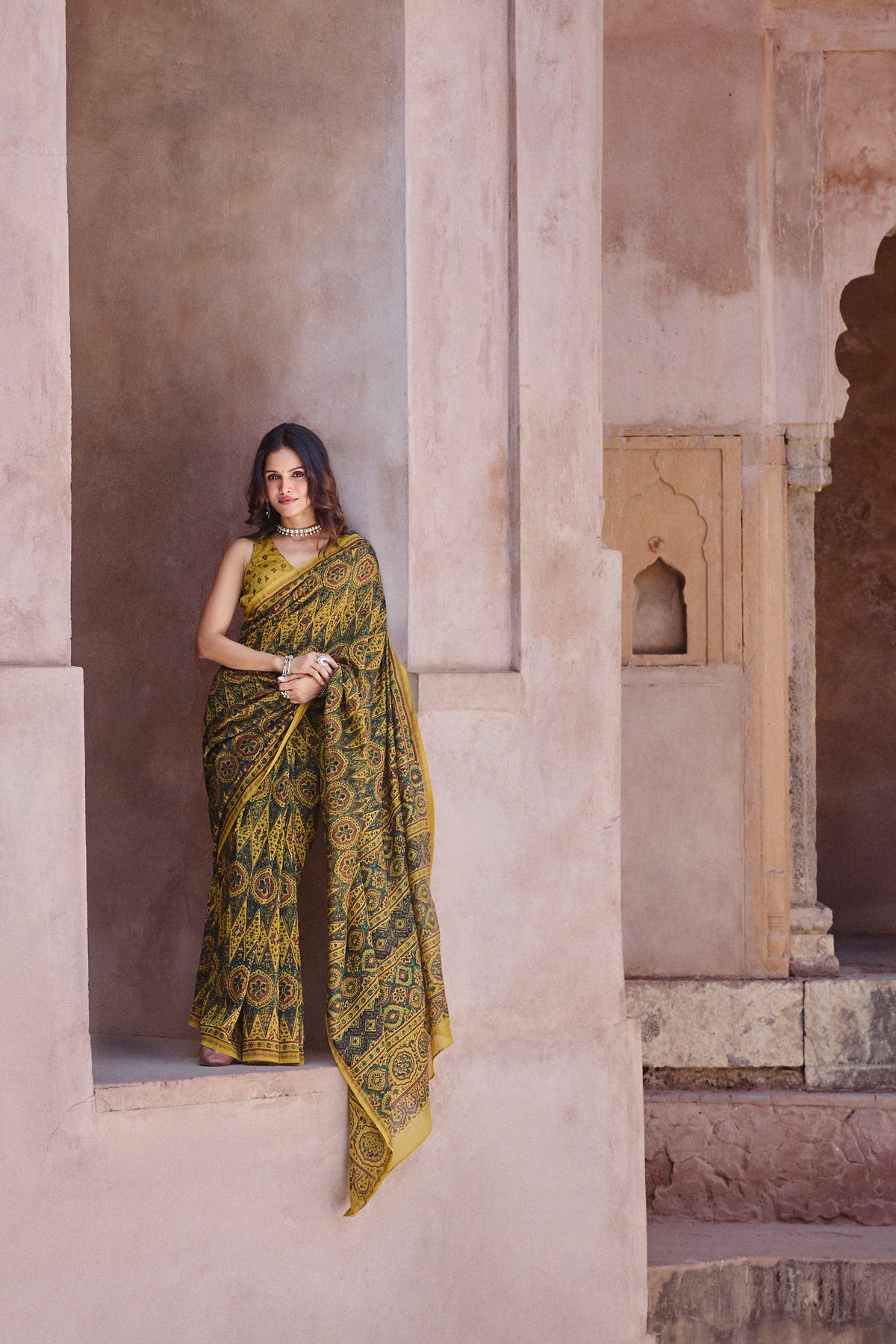 Sehra Gazal Ajrak Saree