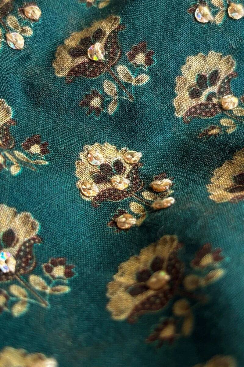 Surplus: Rangrez Nazrina Kurta