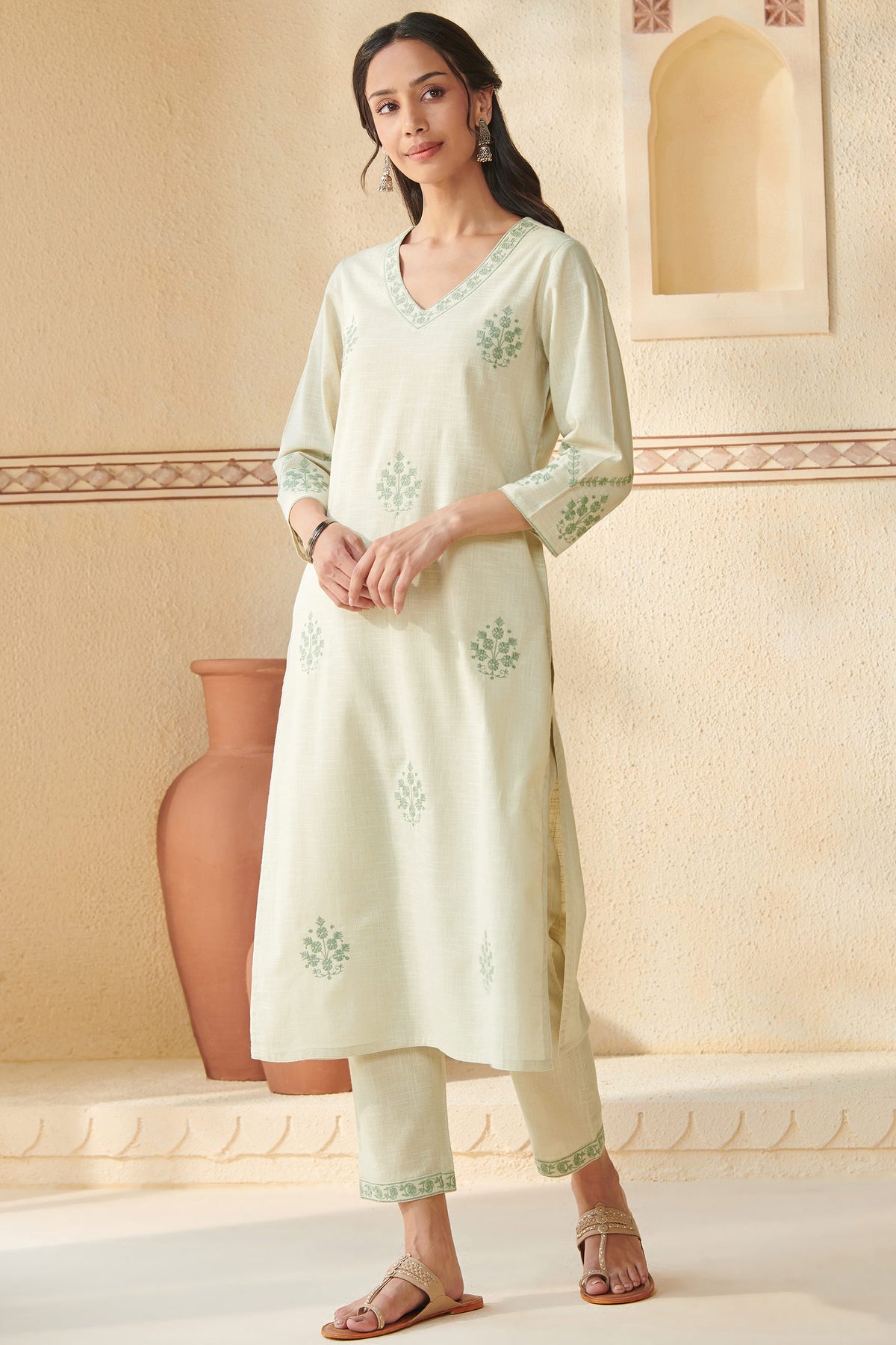 Mehraab Nargis Beige Kurta