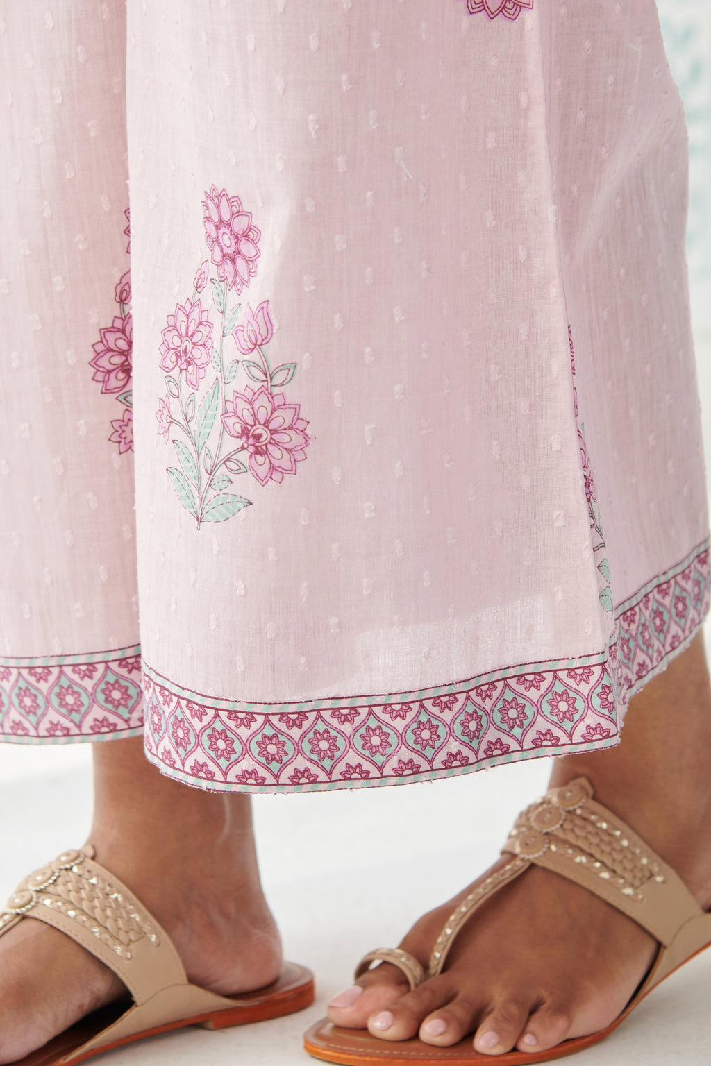 Gulbahar Zeinab Sanganeri Palazzo