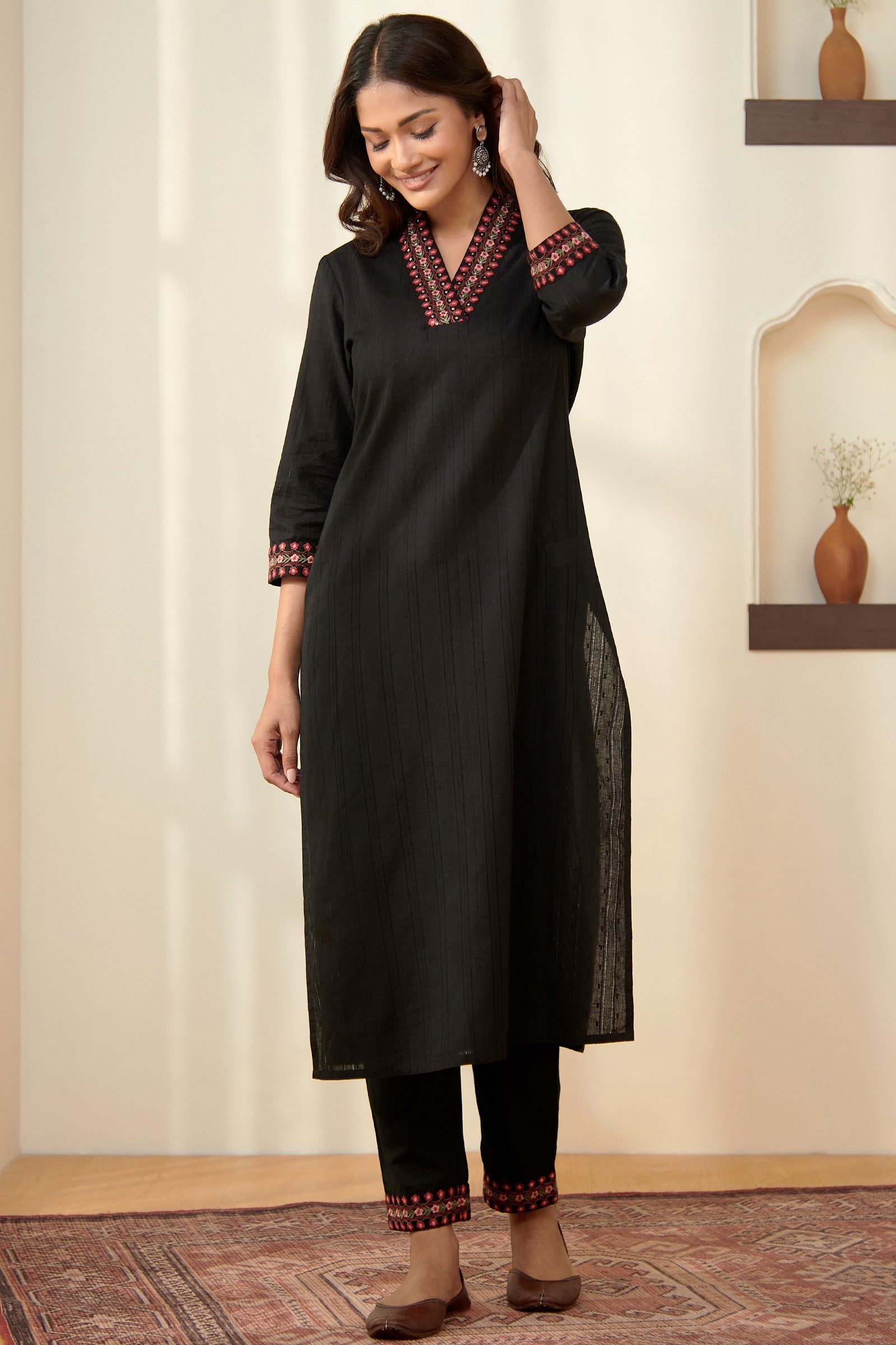 Surplus: Mehraab Pariza Kurta