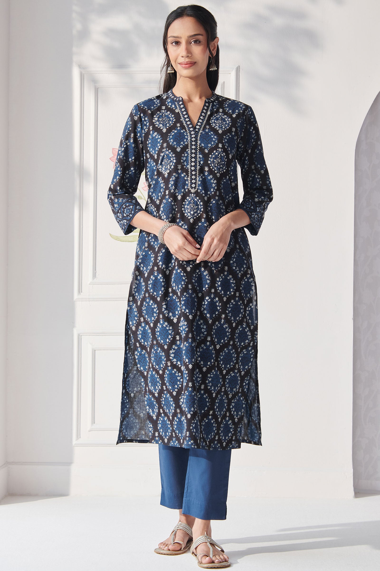 Surplus: Sehra Jasmina Bagru Kurta