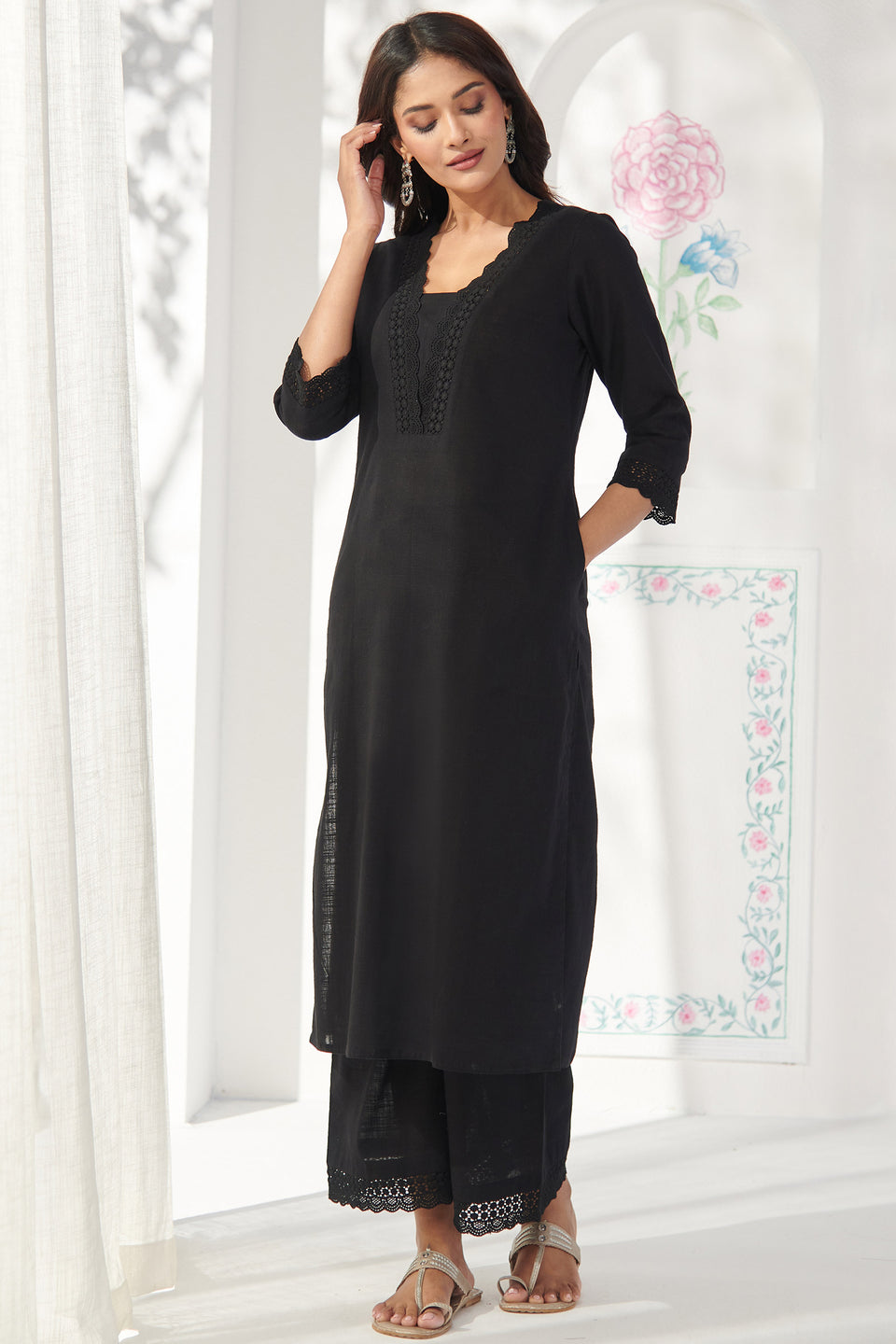 Roza Ayesha Black Kurta