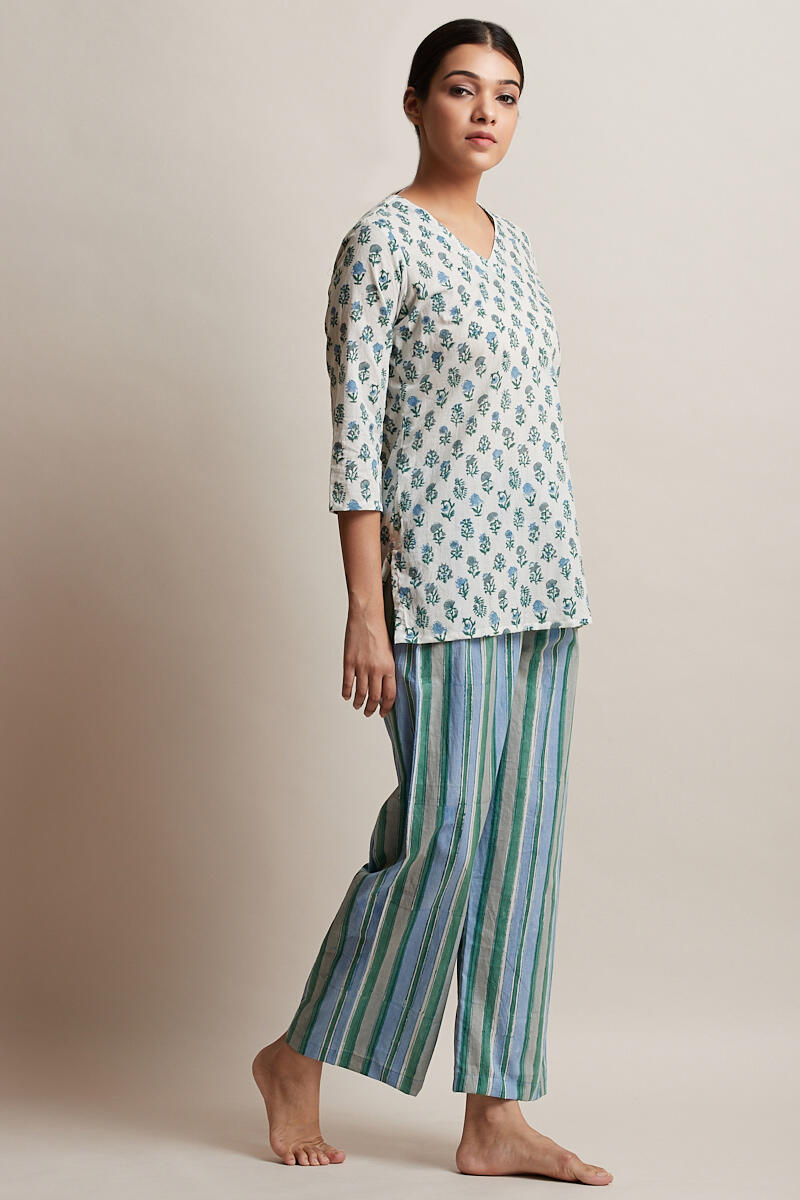 Darya Mahira Nightsuit