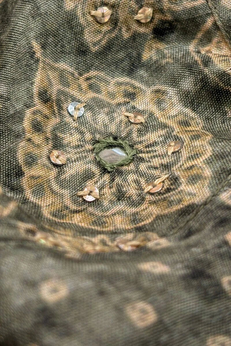 Surplus: Mehrunissa Nasrin Kurta