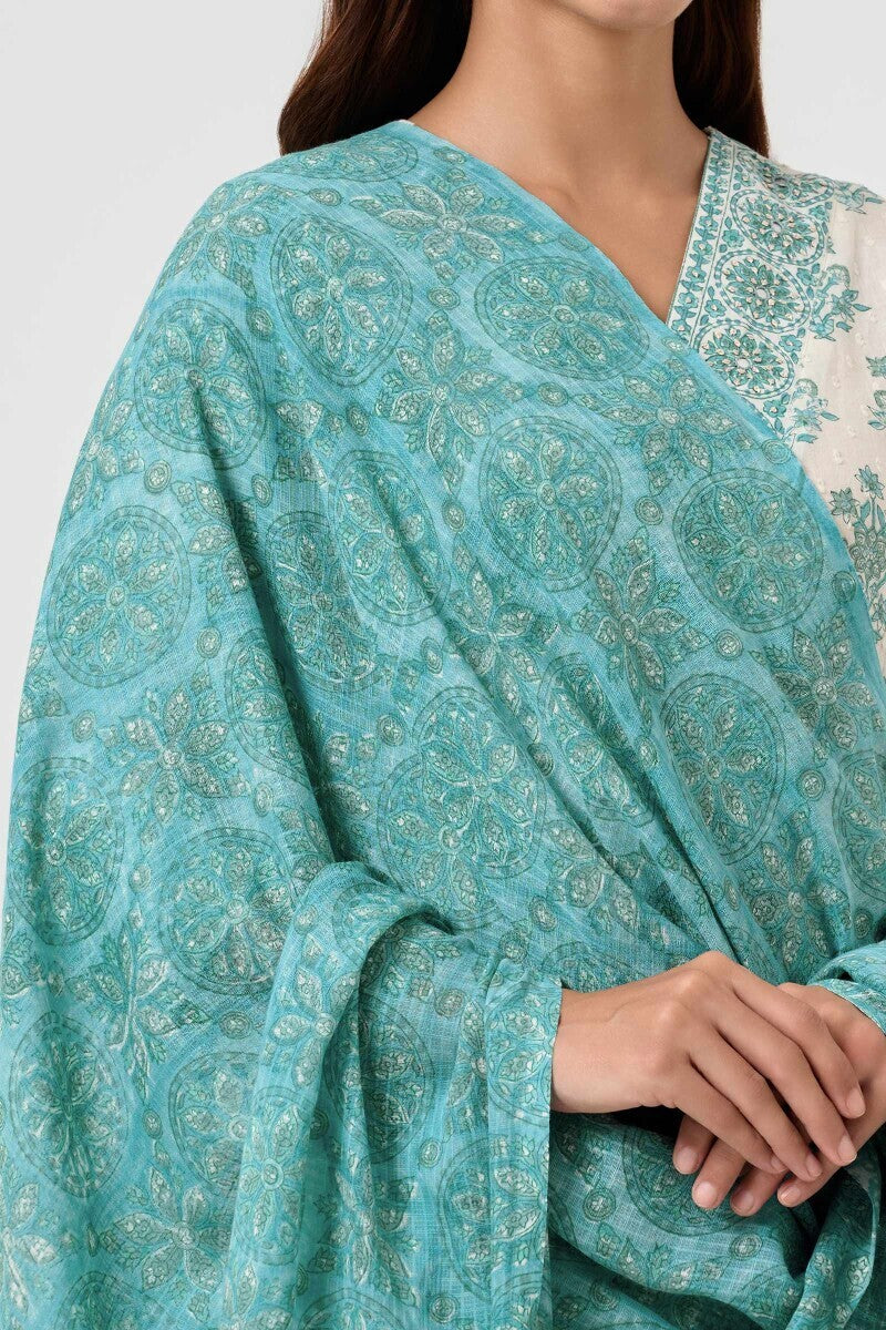 Neelofar Aisha Dupatta