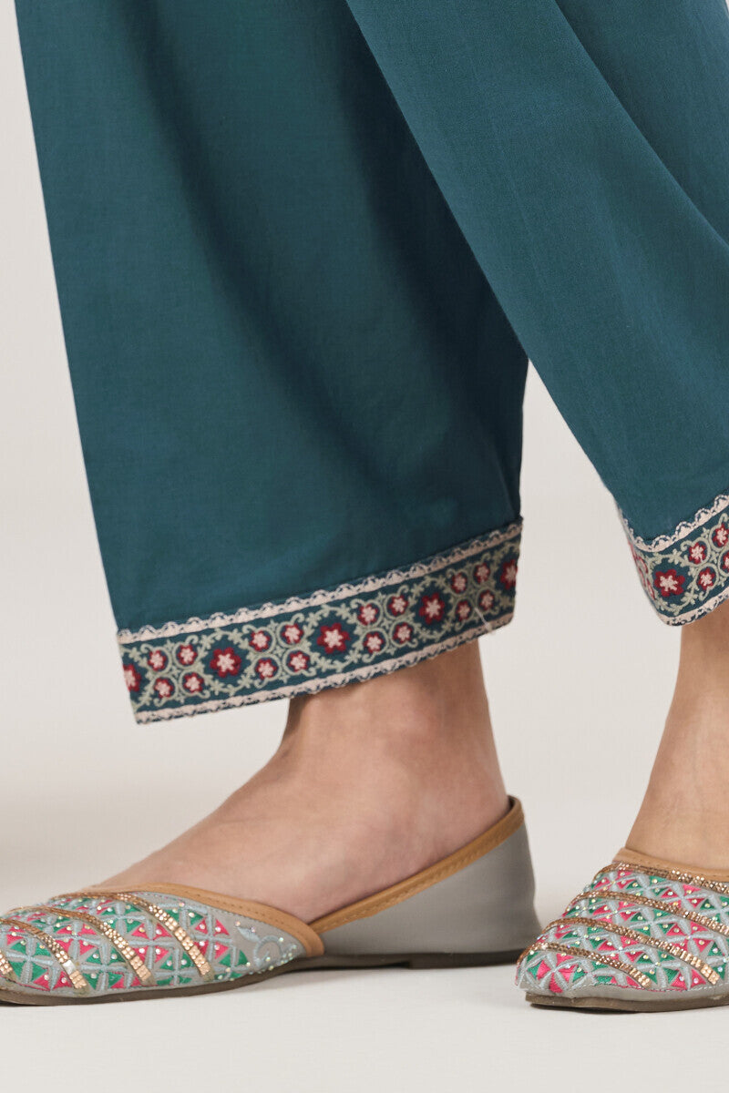 Mehraab Asfara Salwar