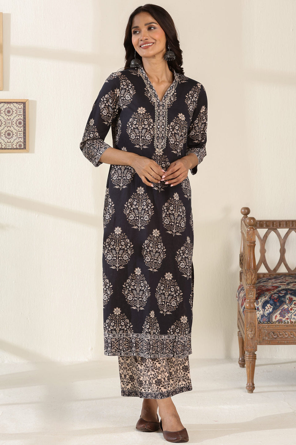 Surplus: Roz Meher Rahila Kurta