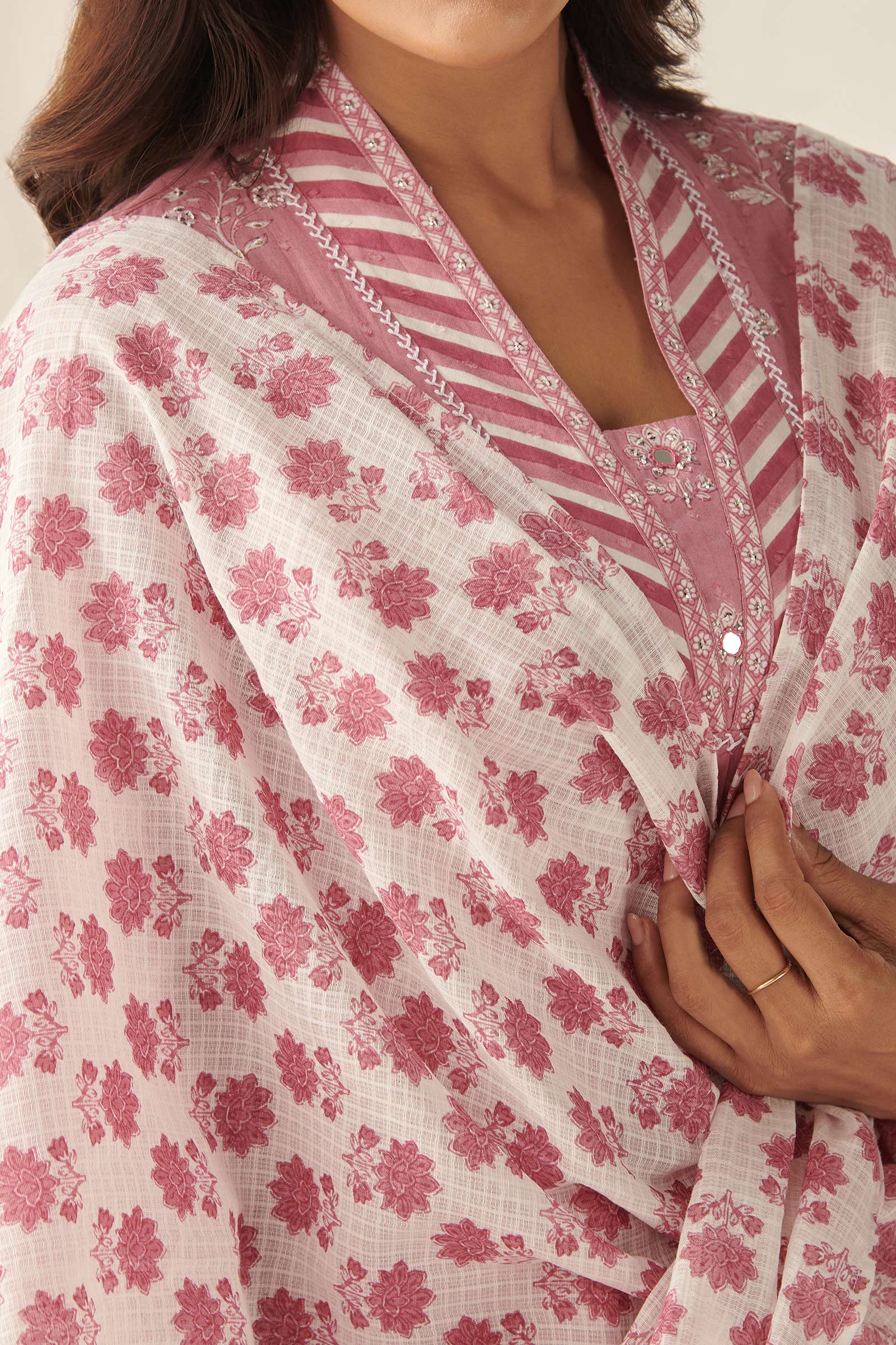 Gulbarg Misha Sanganeri Dupatta