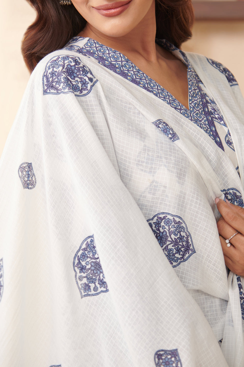 Neelofar Nihad Sanganeri Dupatta