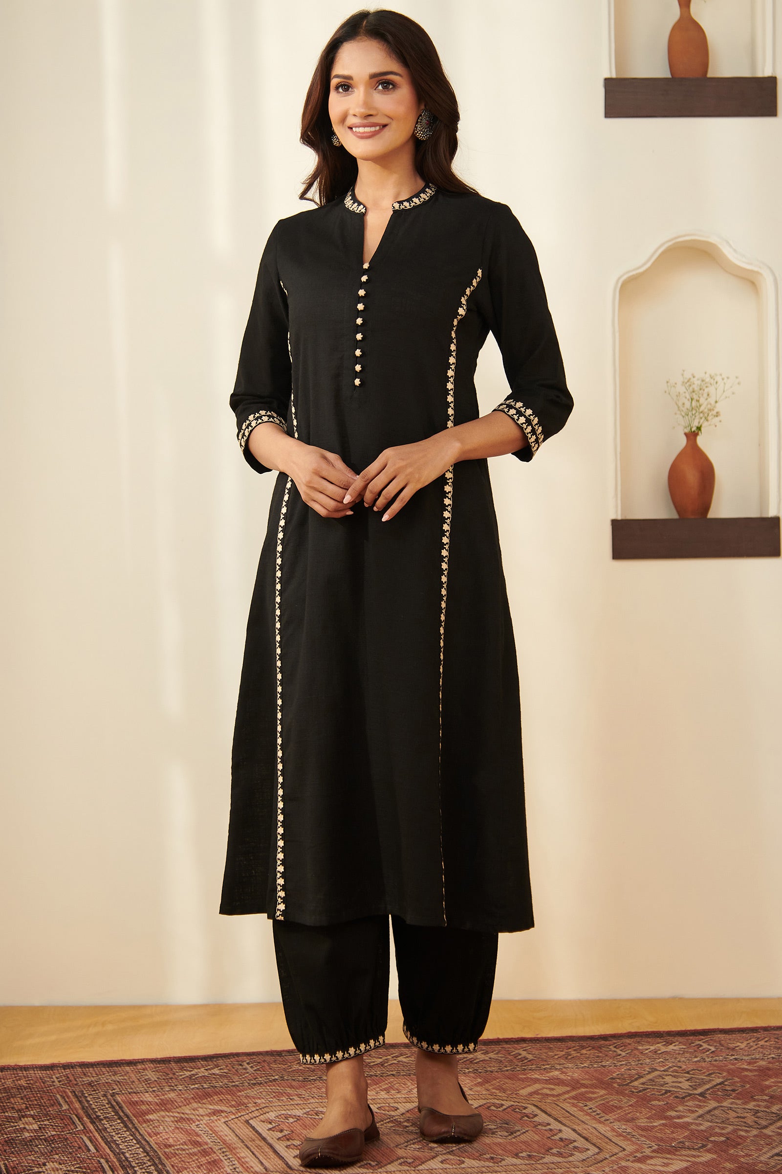 Surplus: Mehraab Bahara Black Kurta