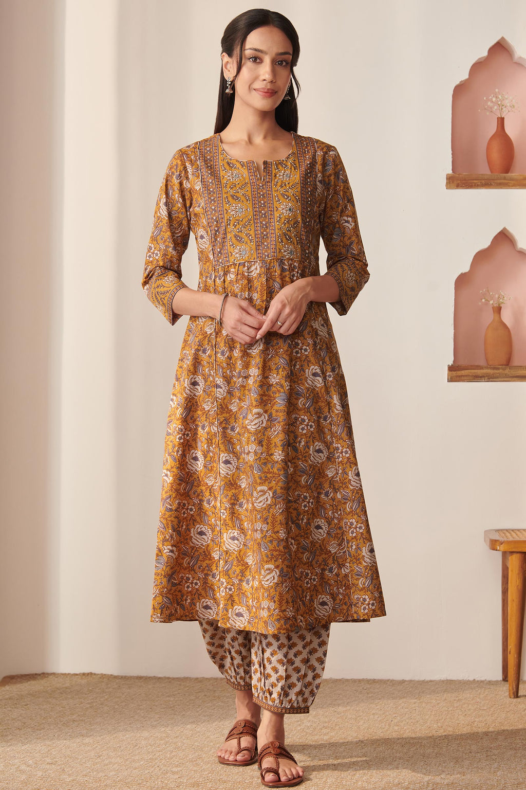 Gauhar Shireen Sanganeri Kurta