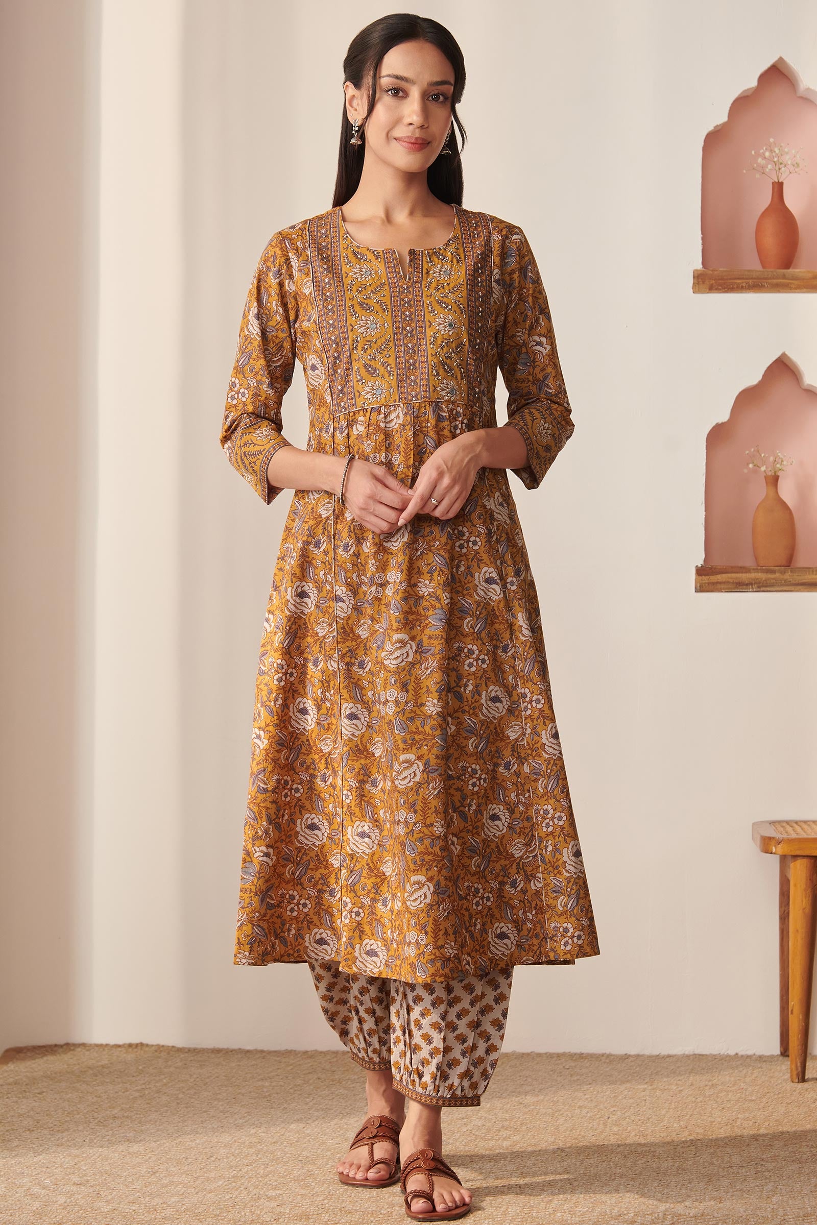 Gauhar Shireen Sanganeri Kurta