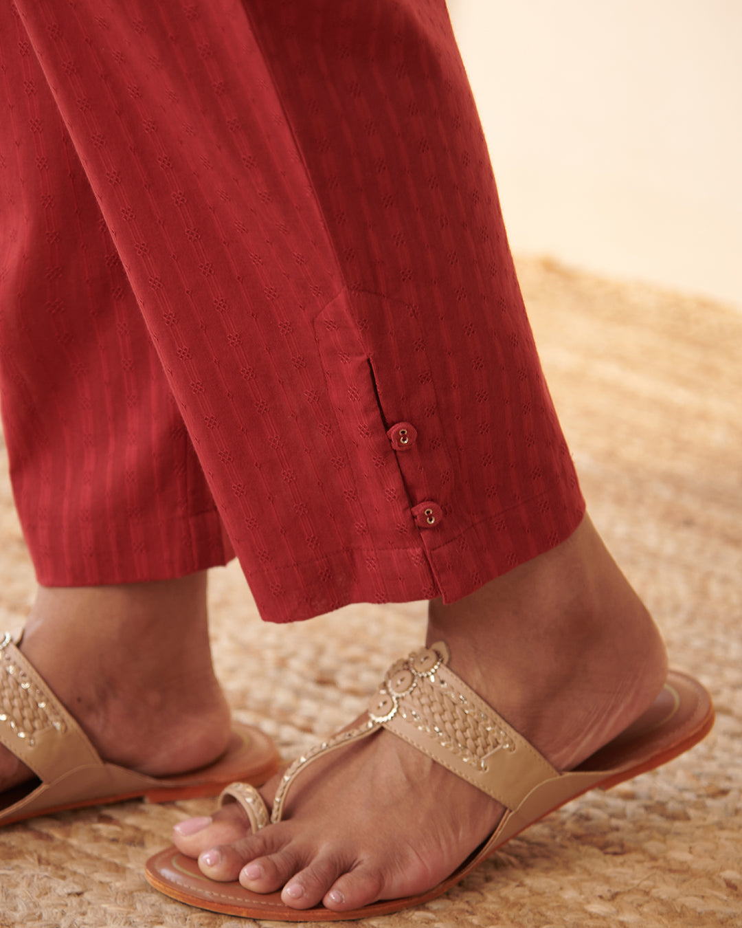 Roza Chaand Anar Red Pants