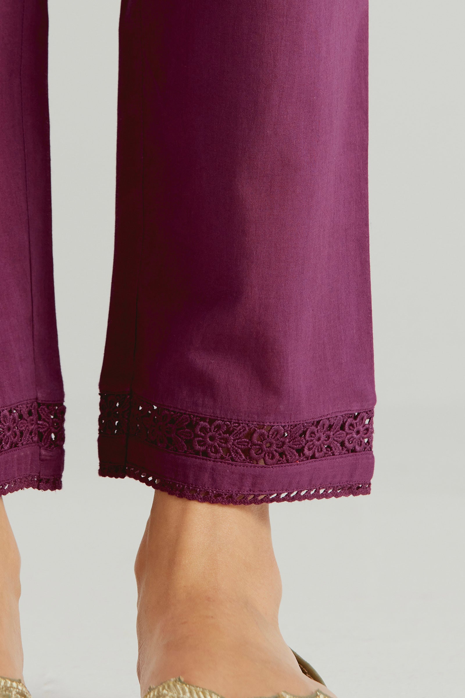Roza Sehr Plum Narrow Pants