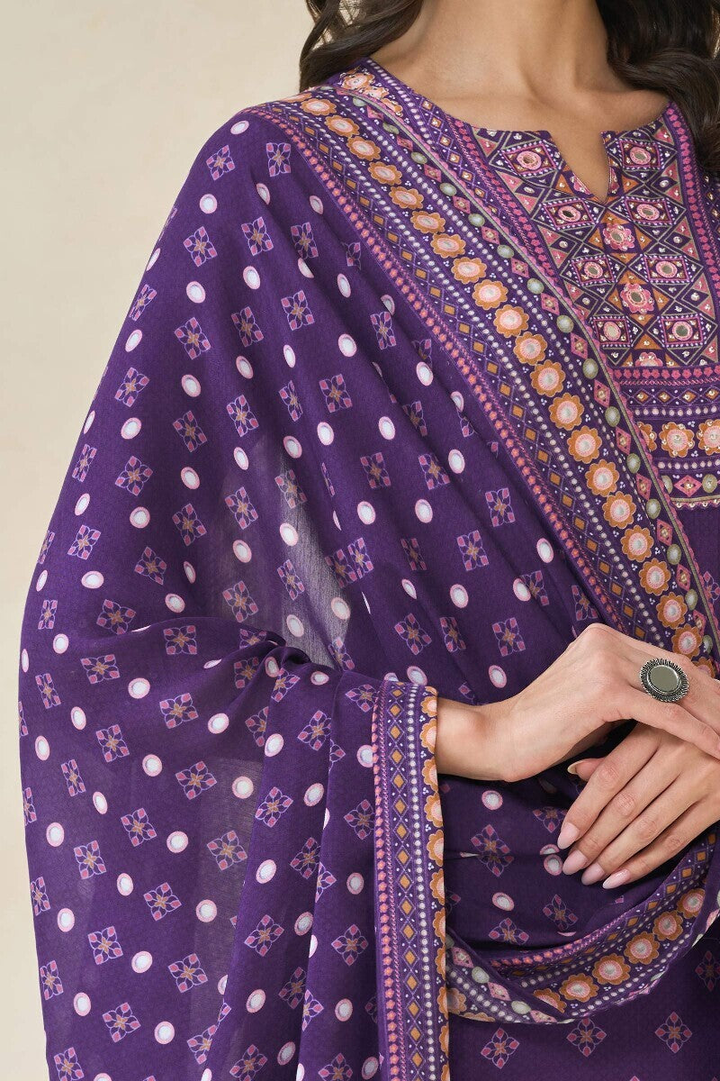 Mehrunissa Amreen Dupatta