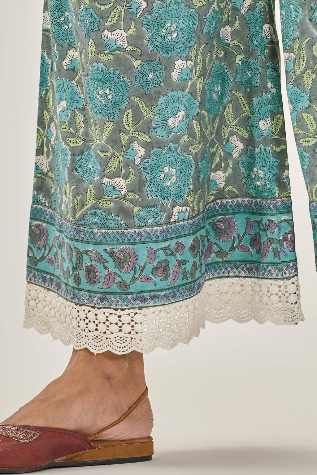 Surplus: Roz Meher Gulshan Palazzo