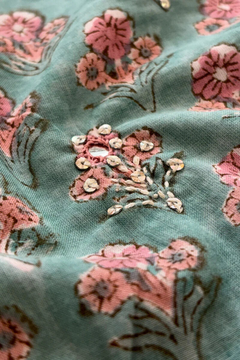 Surplus: Gulshan Bagh Nahida Sanganeri Kurta