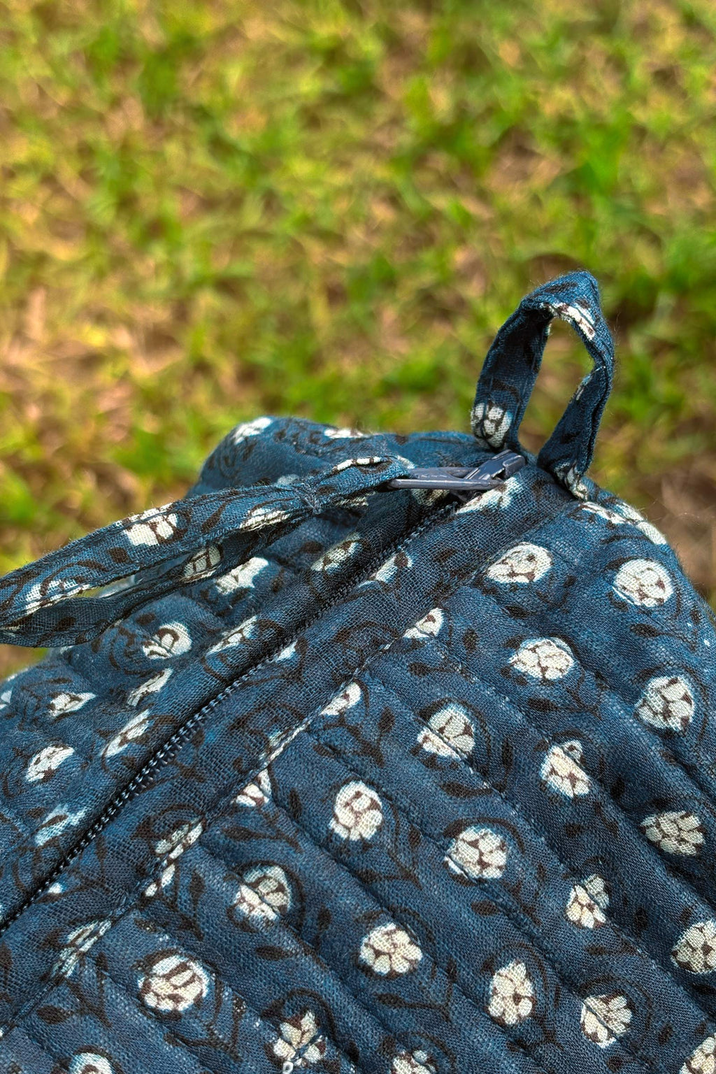 Roza Nafeesa Vanity Pouch