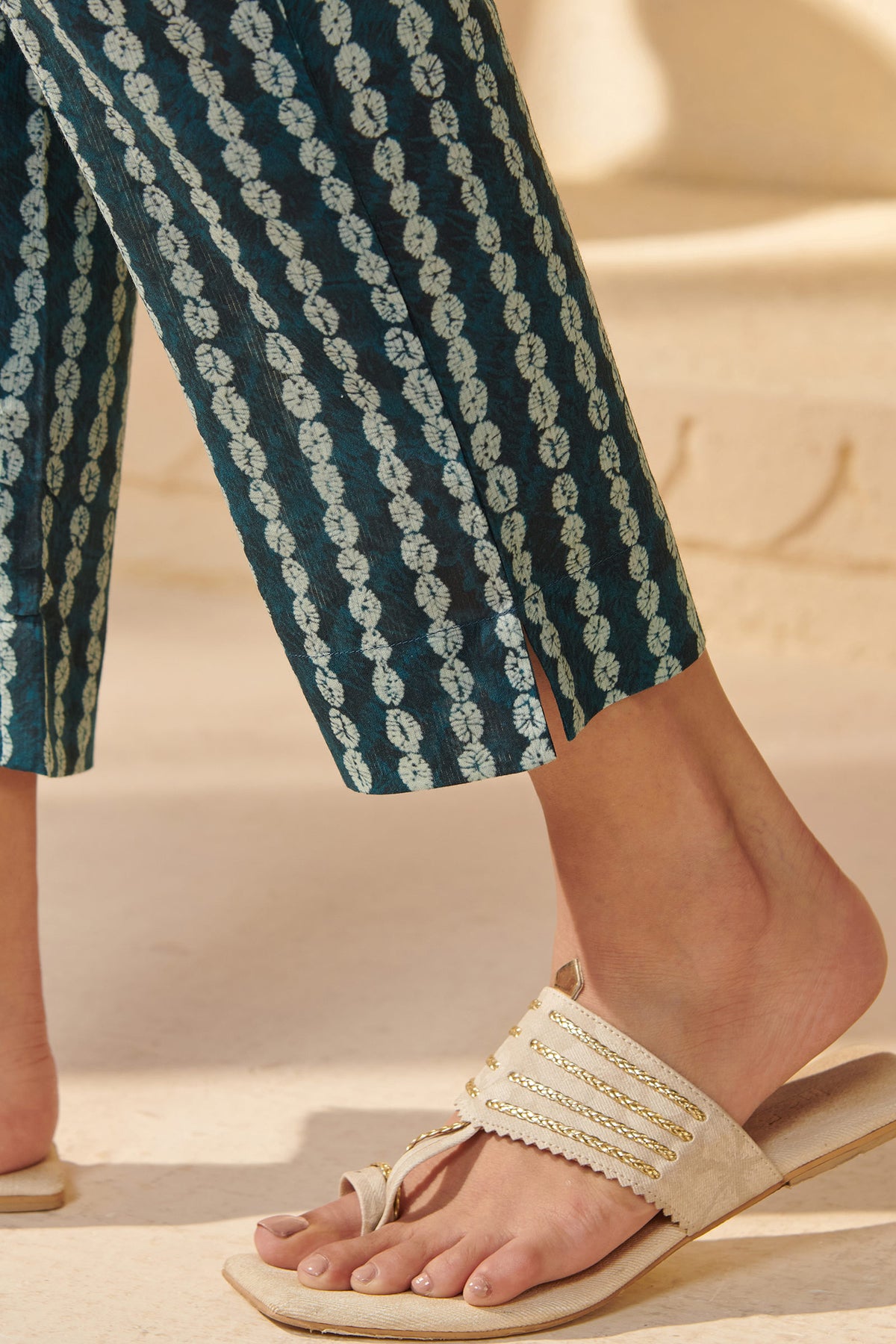 Rangrez Ruksar Narrow Pants