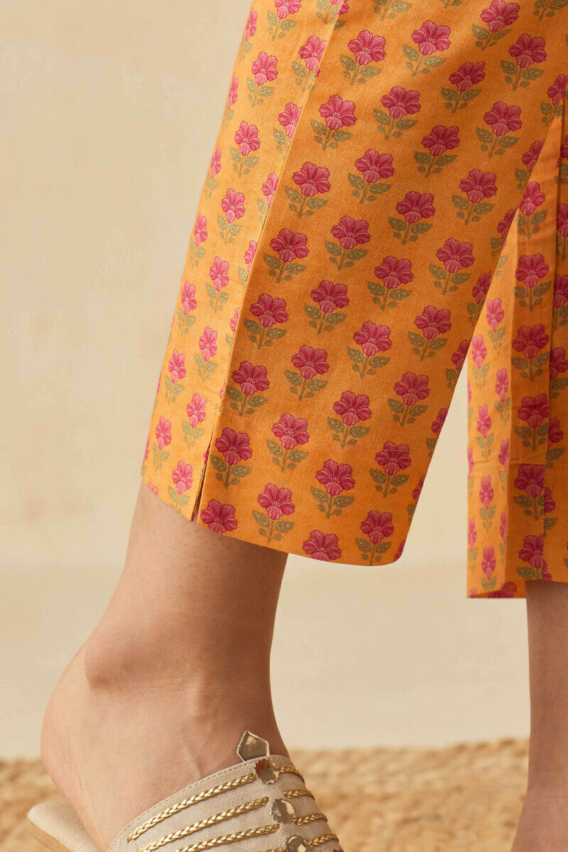 Meher Roohi Narraow Pants