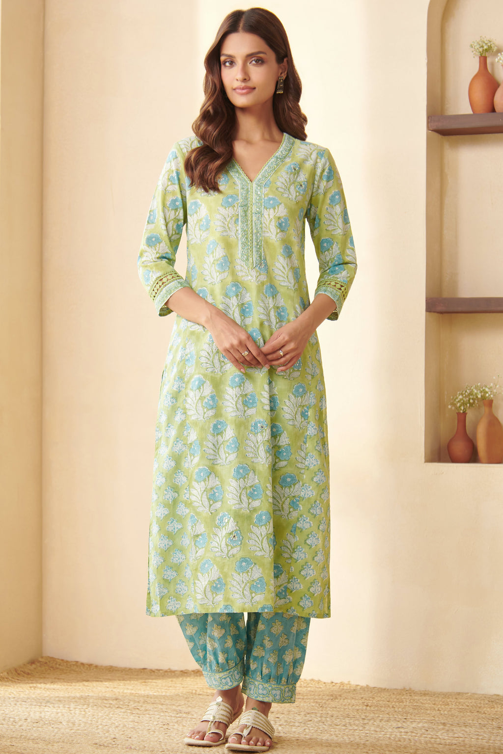 Gulbarg Niharika Sanganeri Kurta