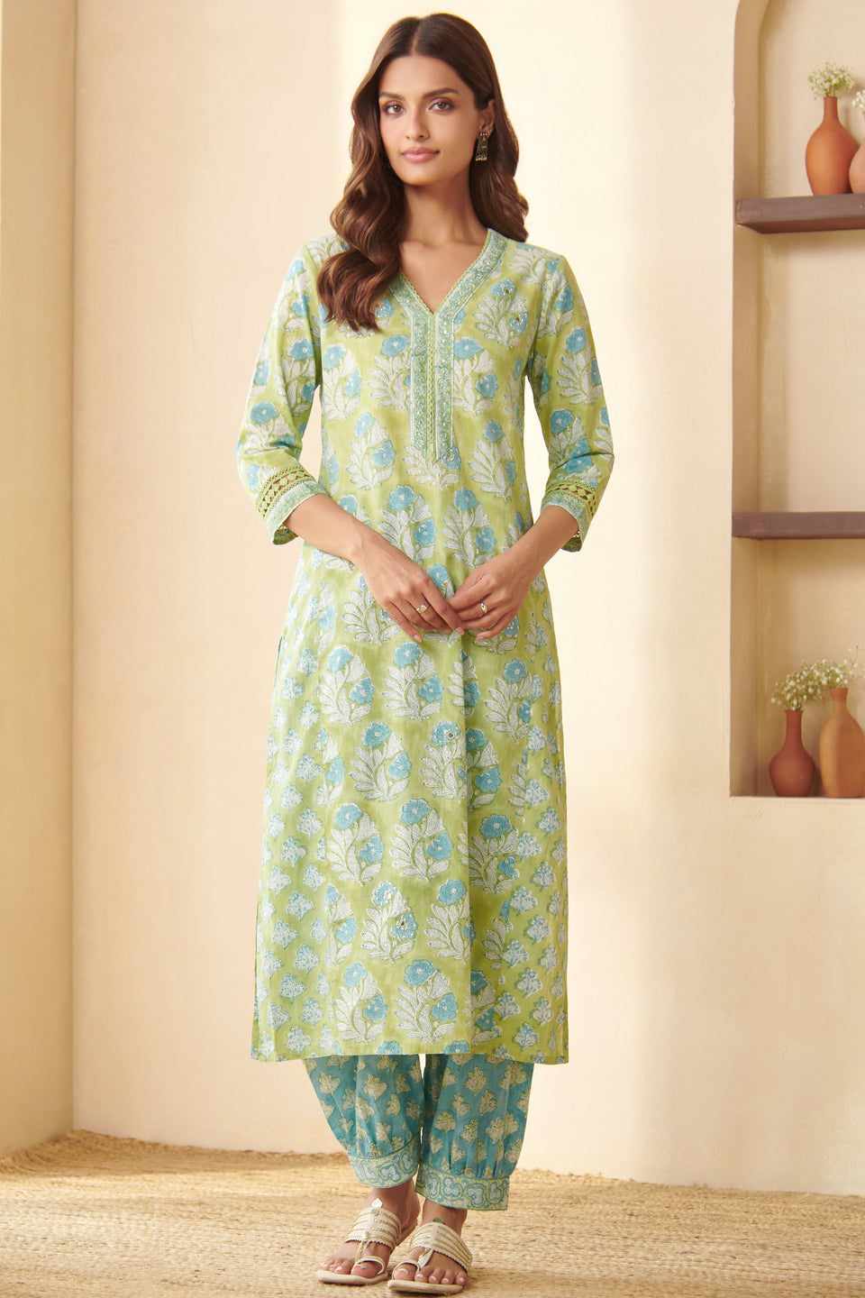 Gulbarg Niharika Sanganeri Kurta