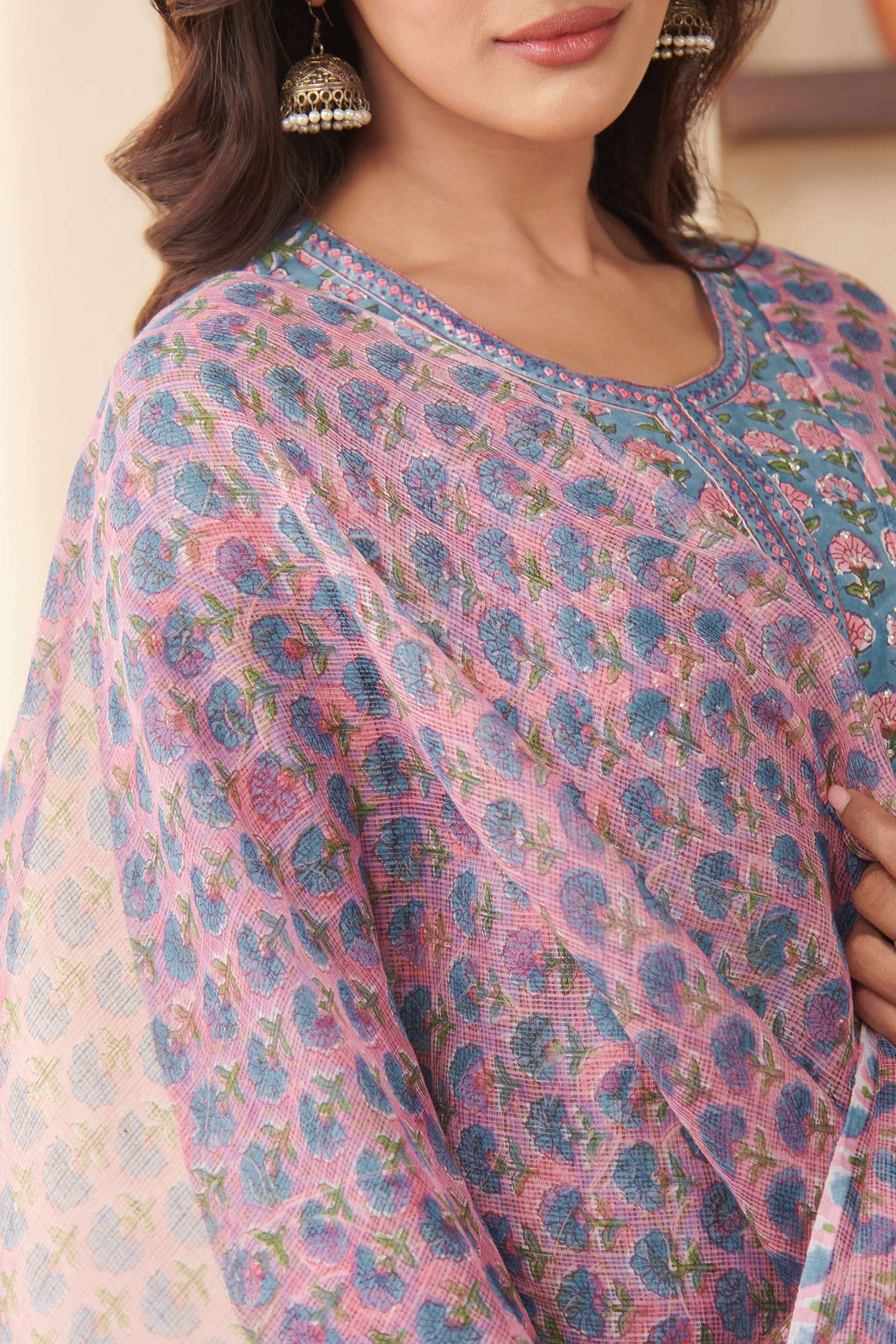 Gulbarg Kaira Sanganeri Dupatta