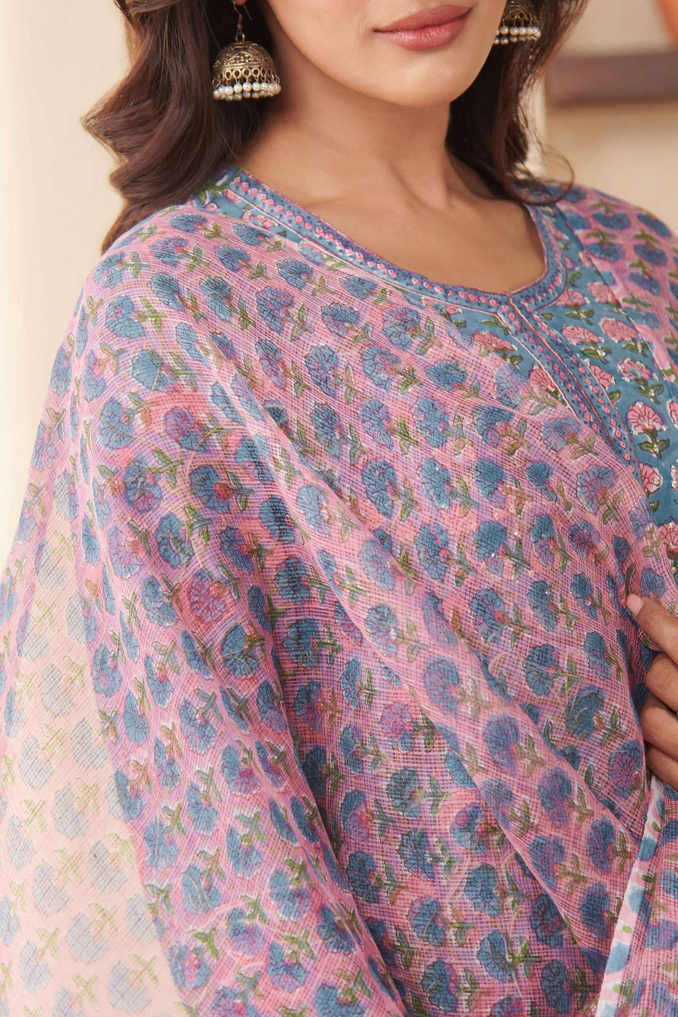 Gulbarg Kaira Sanganeri Dupatta