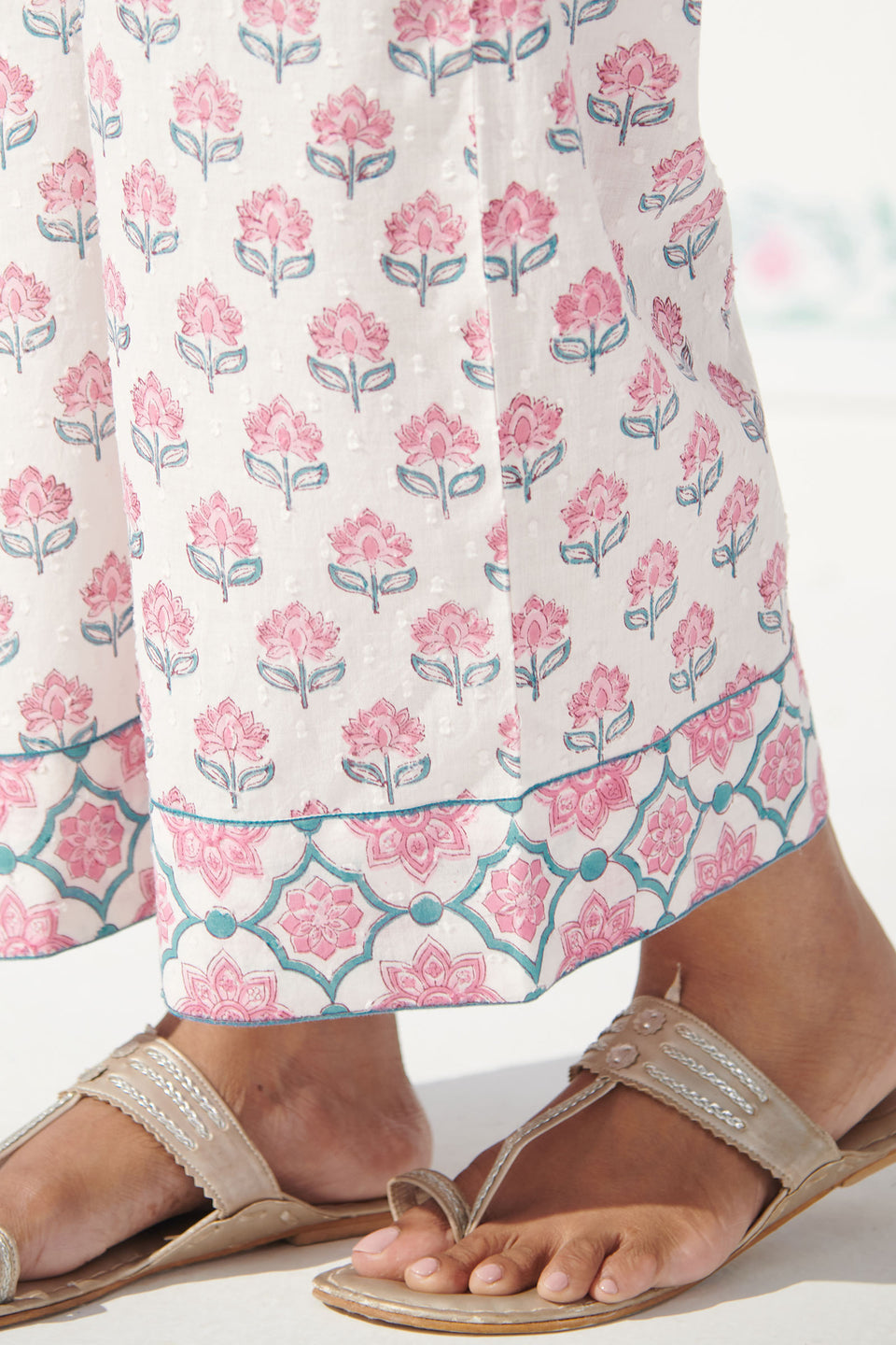 Gulbahar Sumeera Sanganeri Farsi