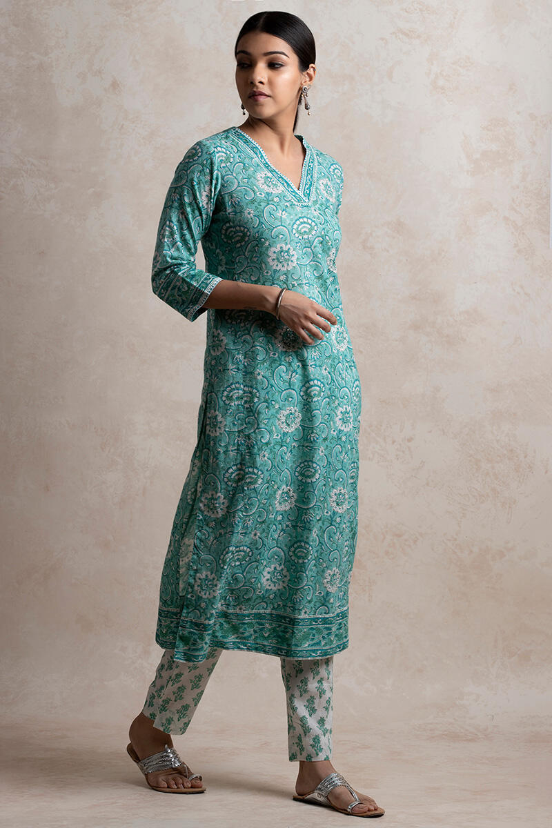 Darya Zuneira Kurta