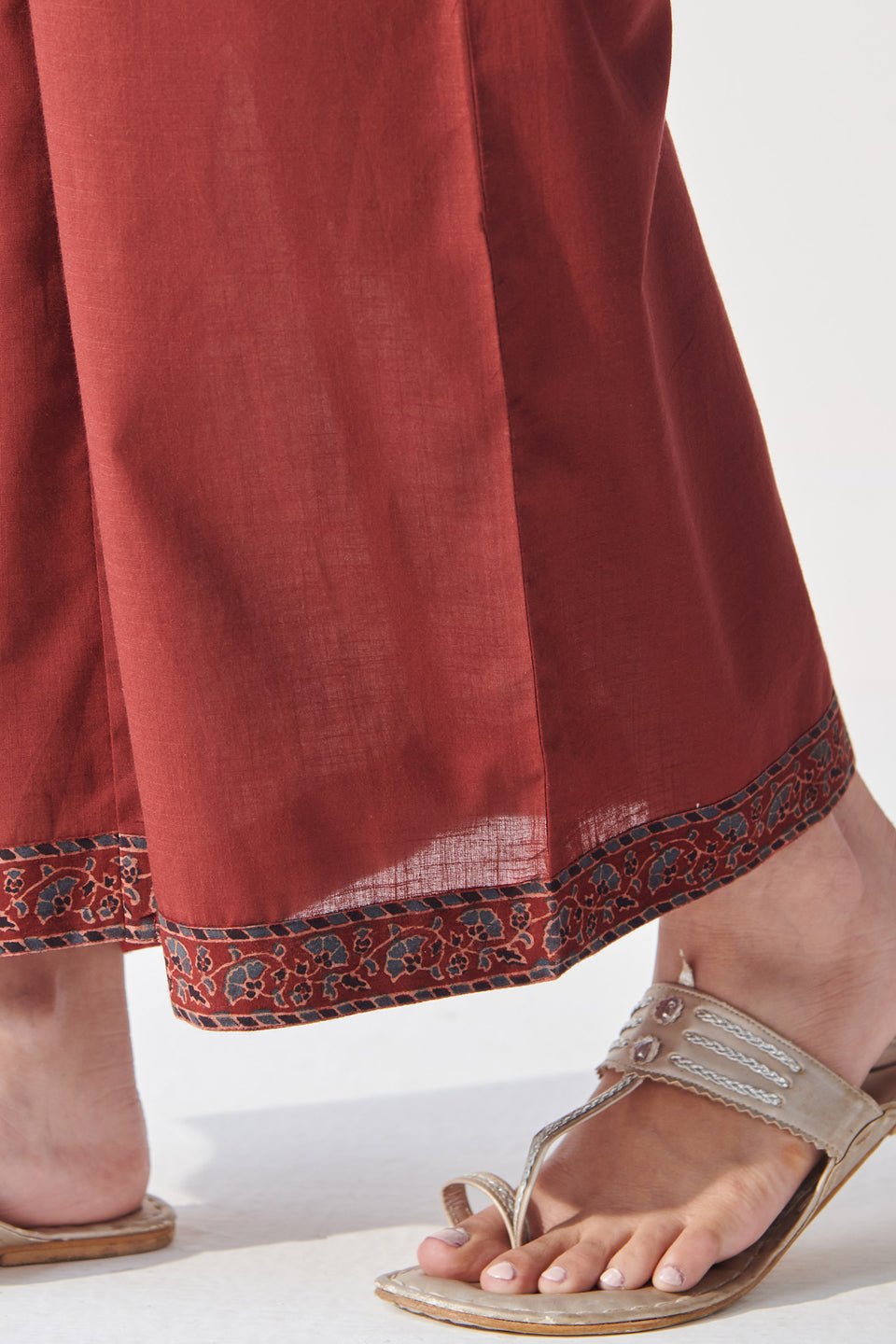 Sehra Amyra Ajrak Farsi