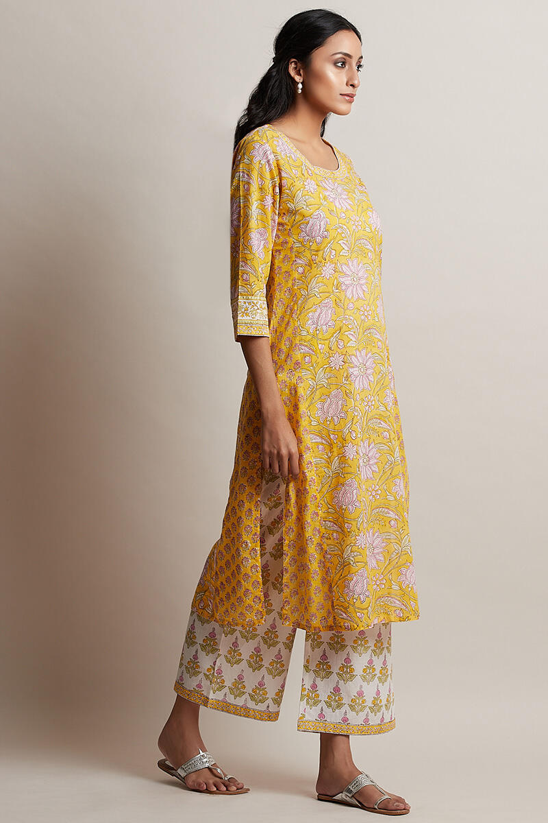 Nafees Zinat Kurta