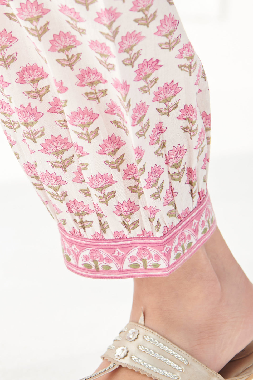 Gulbahar Zubeida Sanganeri Izhaar Pants