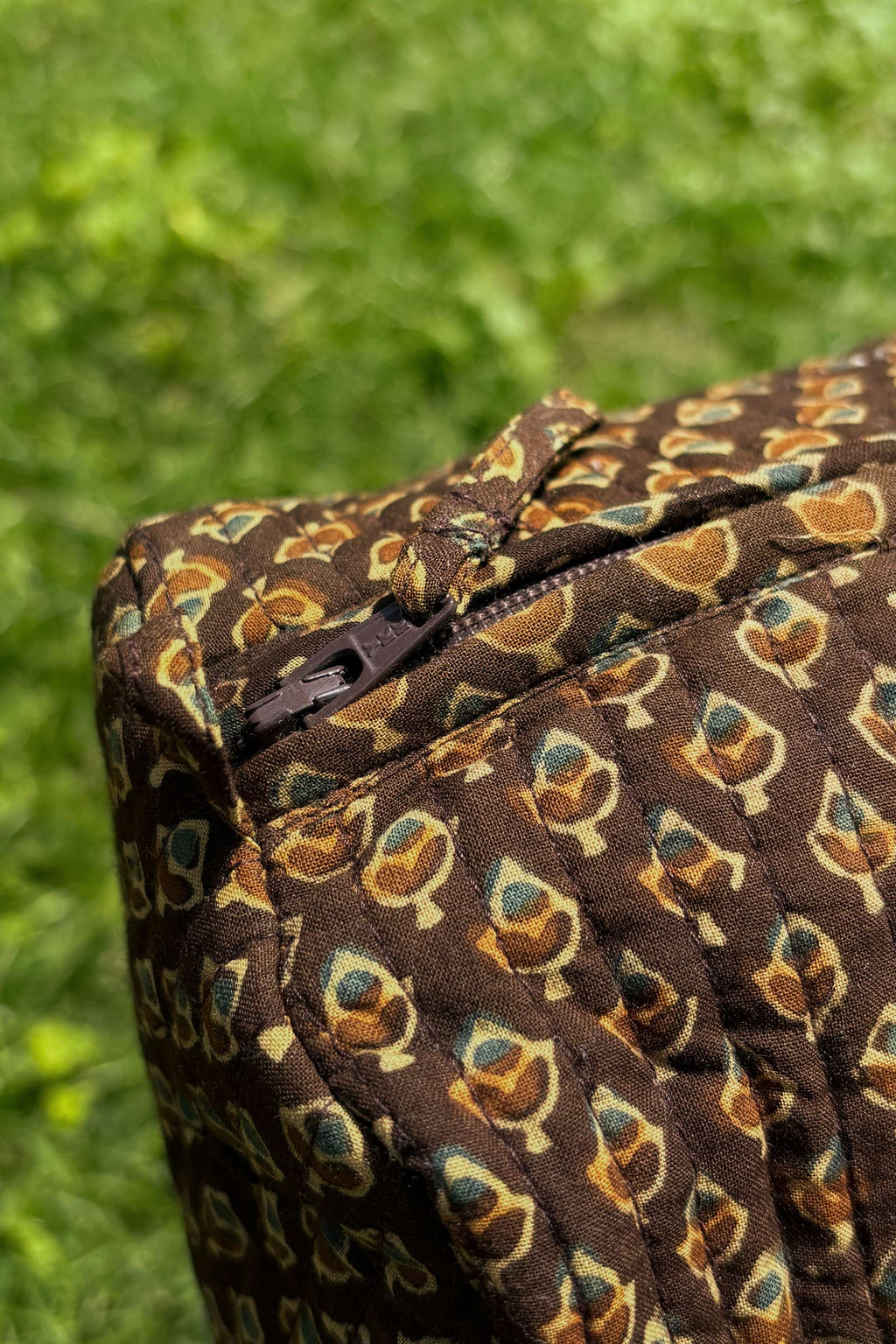 Roza Zairah Vanity Pouch