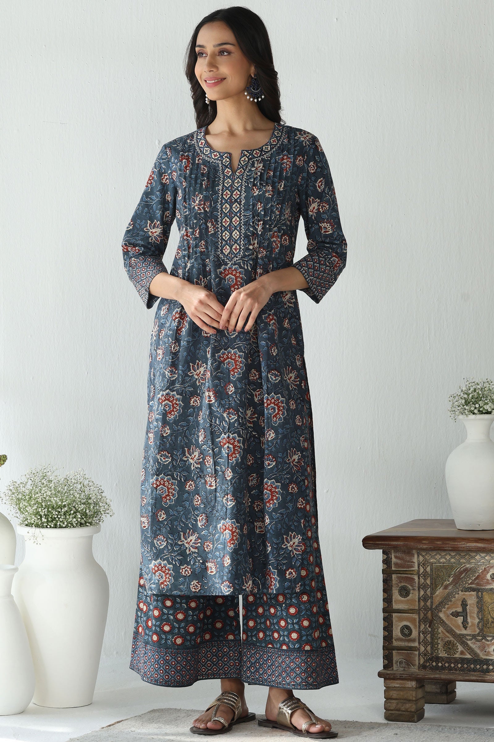 Surplus: Sehra Yasmina Bagru Kurta
