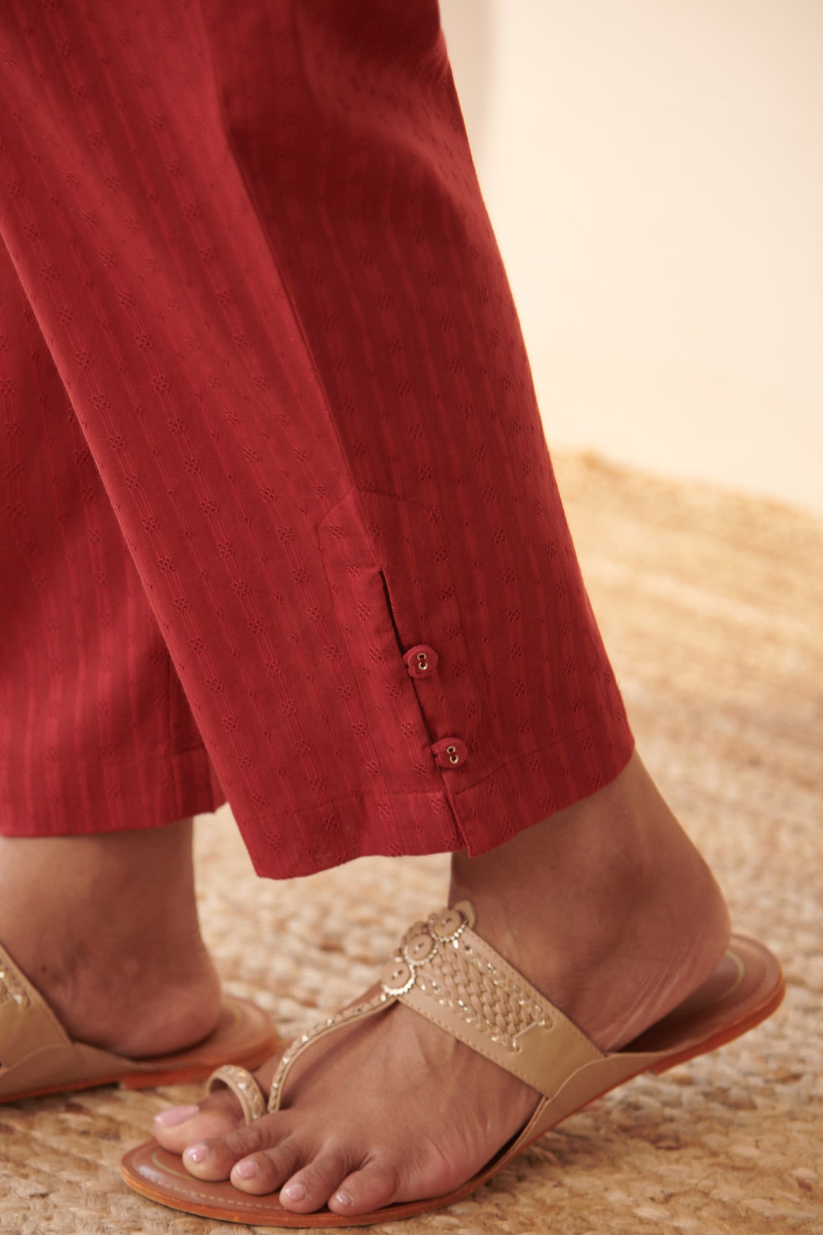Roza Chaand Anar Red Pants