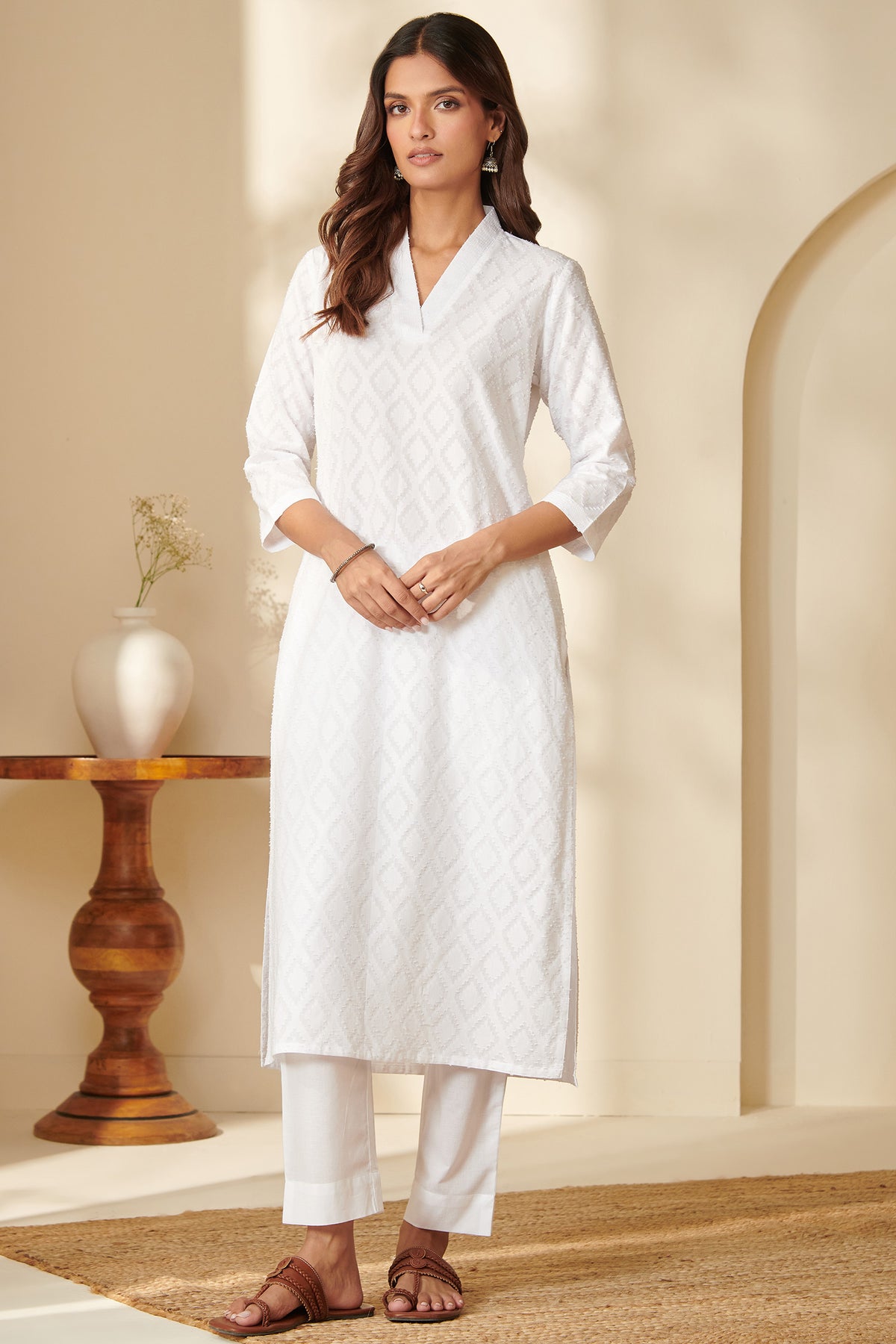 Roza Mehnaz White Kurta