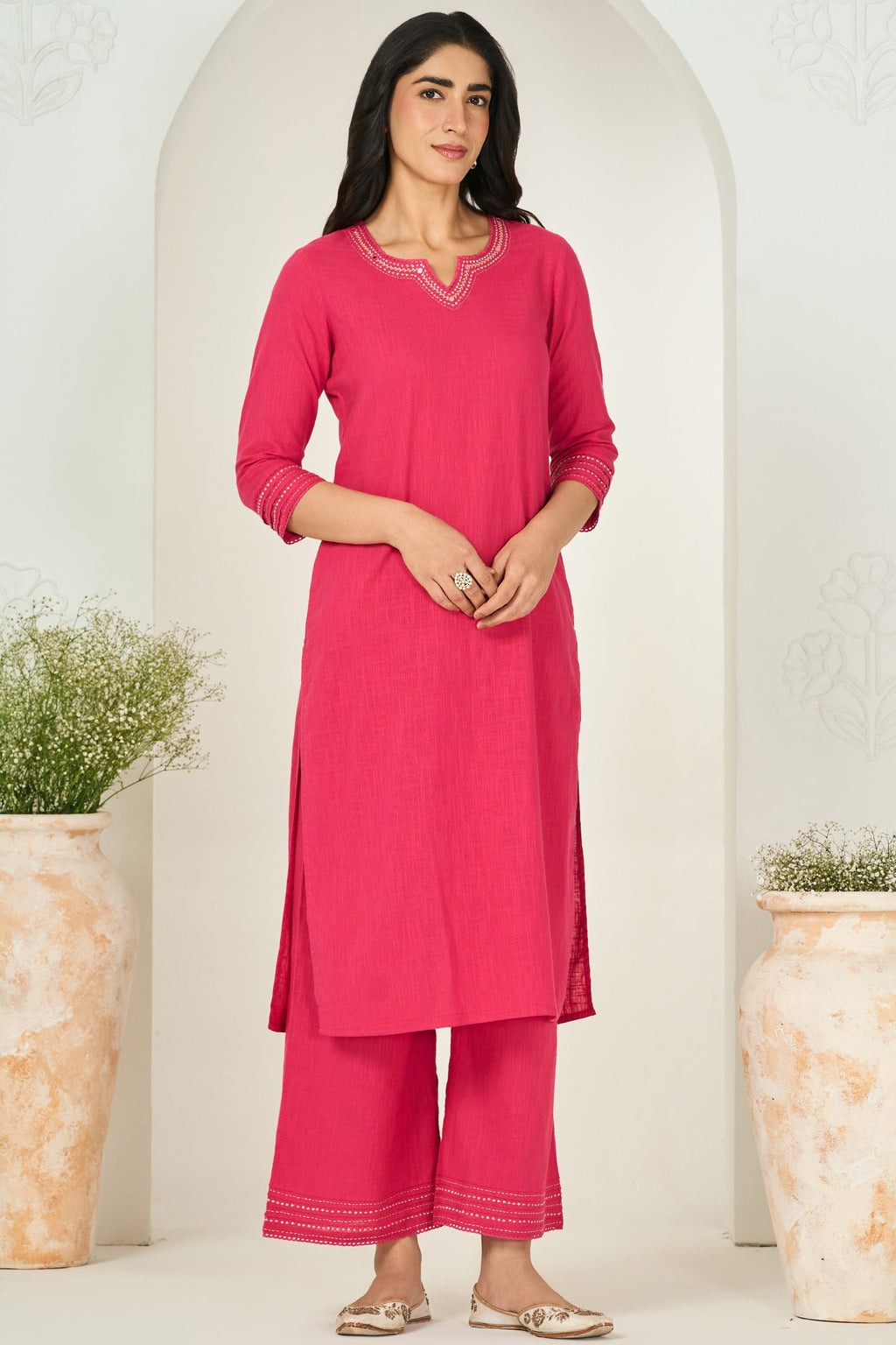 Surplus: Roza Zara Fuchsia Kurta